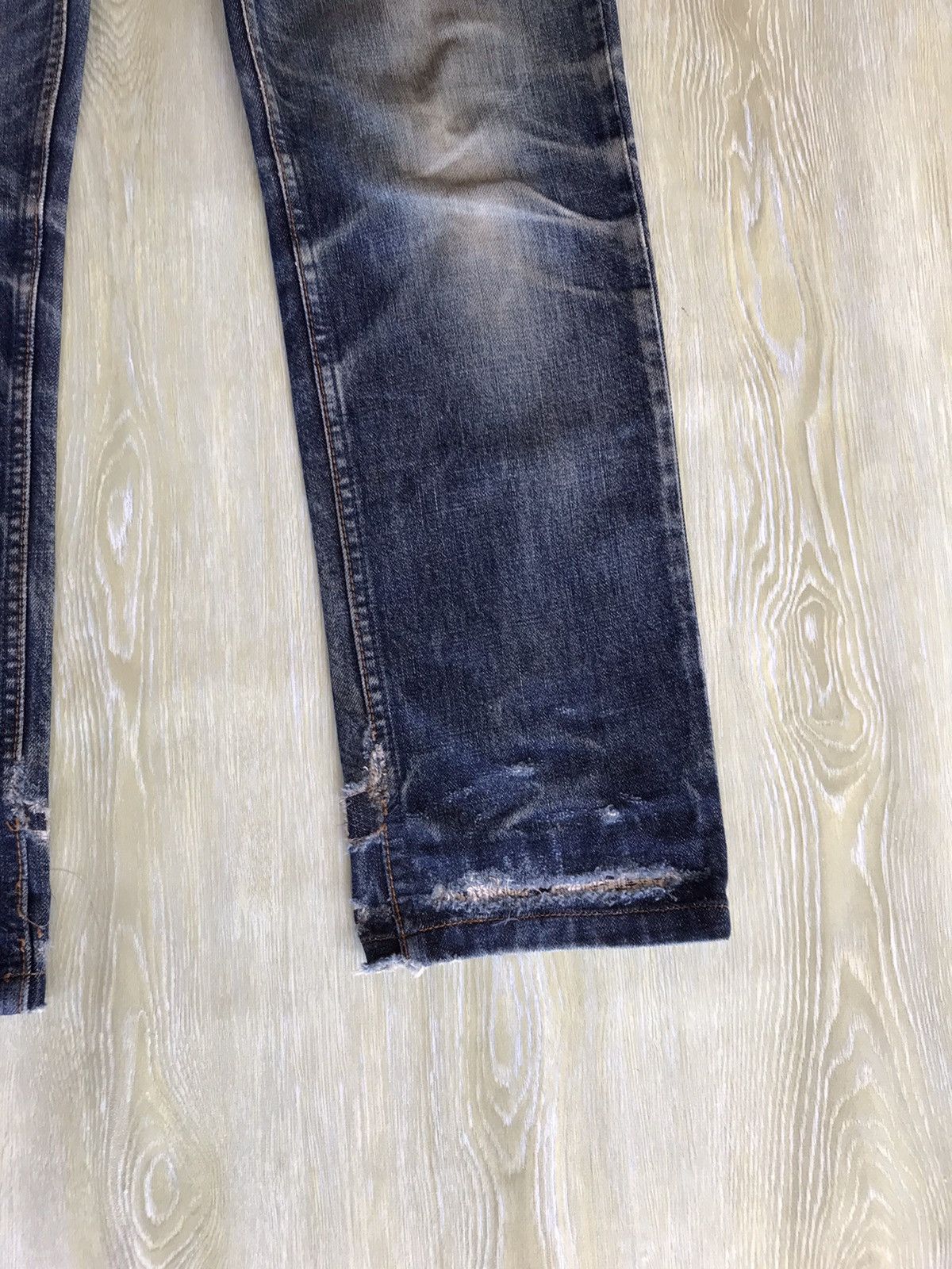 Hysteric Glamour Hysteric Glamour Hysterics Distressed Jeans Leather Patc Size US 32 / EU 48 - 11 Thumbnail