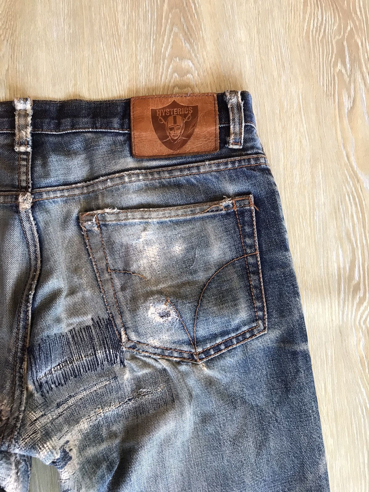 Hysteric Glamour Hysteric Glamour Hysterics Distressed Jeans Leather Patc Size US 32 / EU 48 - 4 Thumbnail