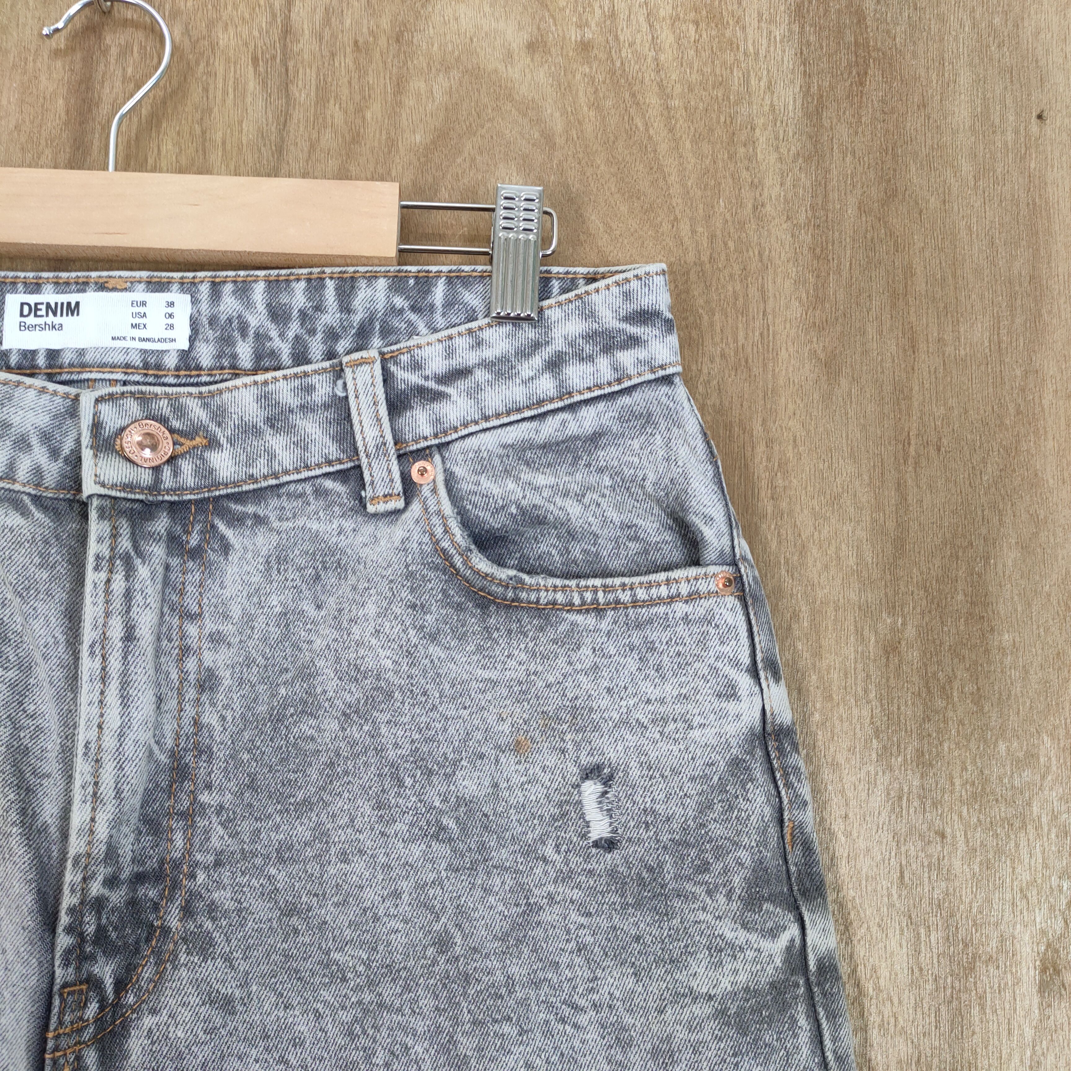 Japanese Brand VINTAGE JAPANESE FADED BLACK ACID WASH JEANS DENIM PANTS Size US 30 / EU 46 - 5 Thumbnail