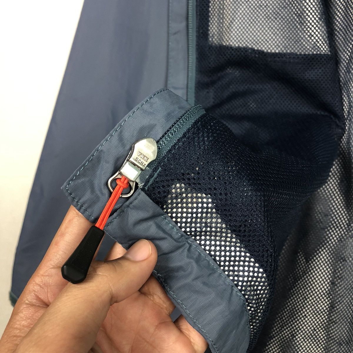The North Face The North Face Resolve Jacket Windbreaker Nice Design Size US M / EU 48-50 / 2 - 10 Thumbnail