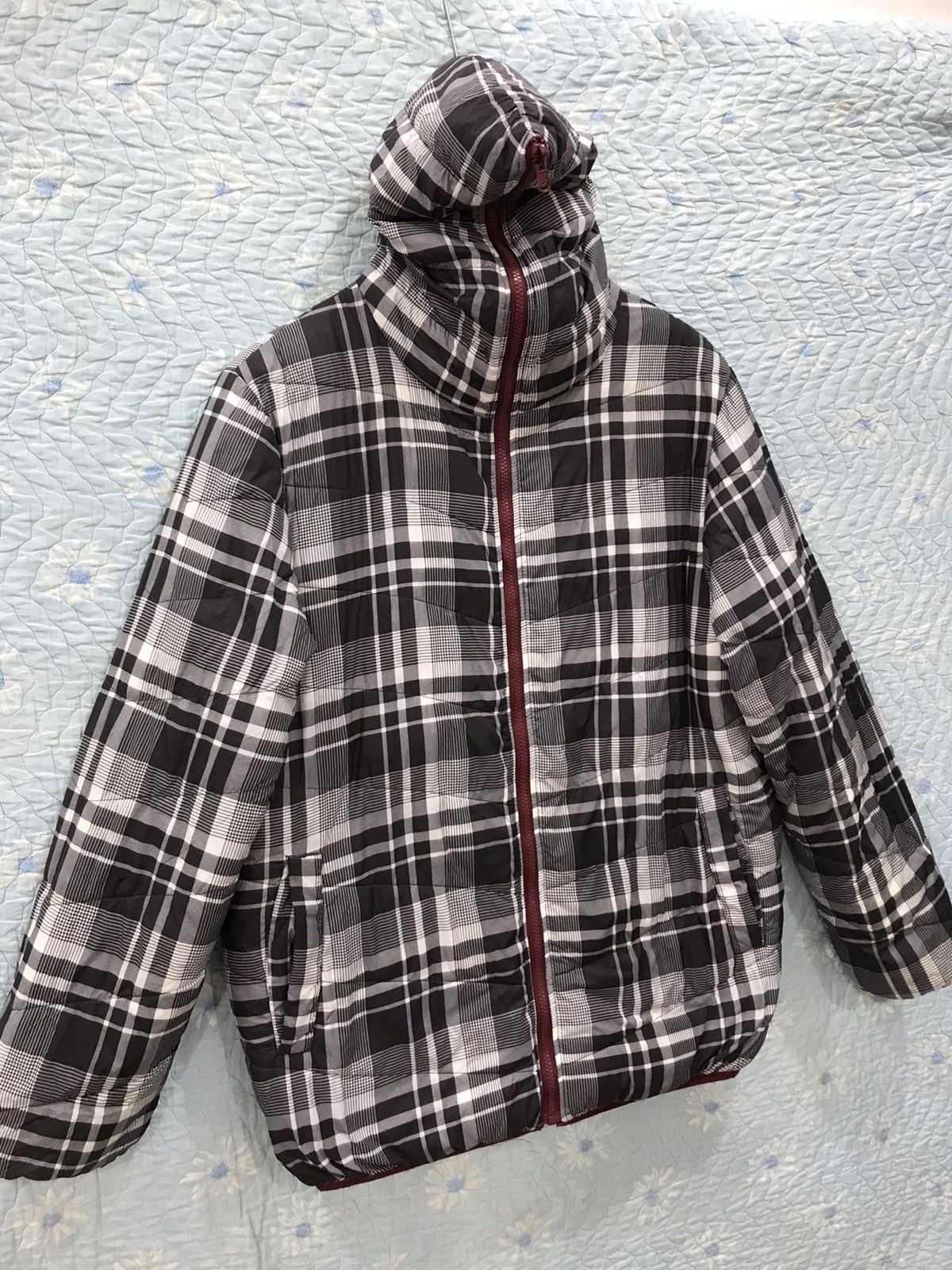 C33. GILEVANS RIVERSIBLE JACKET