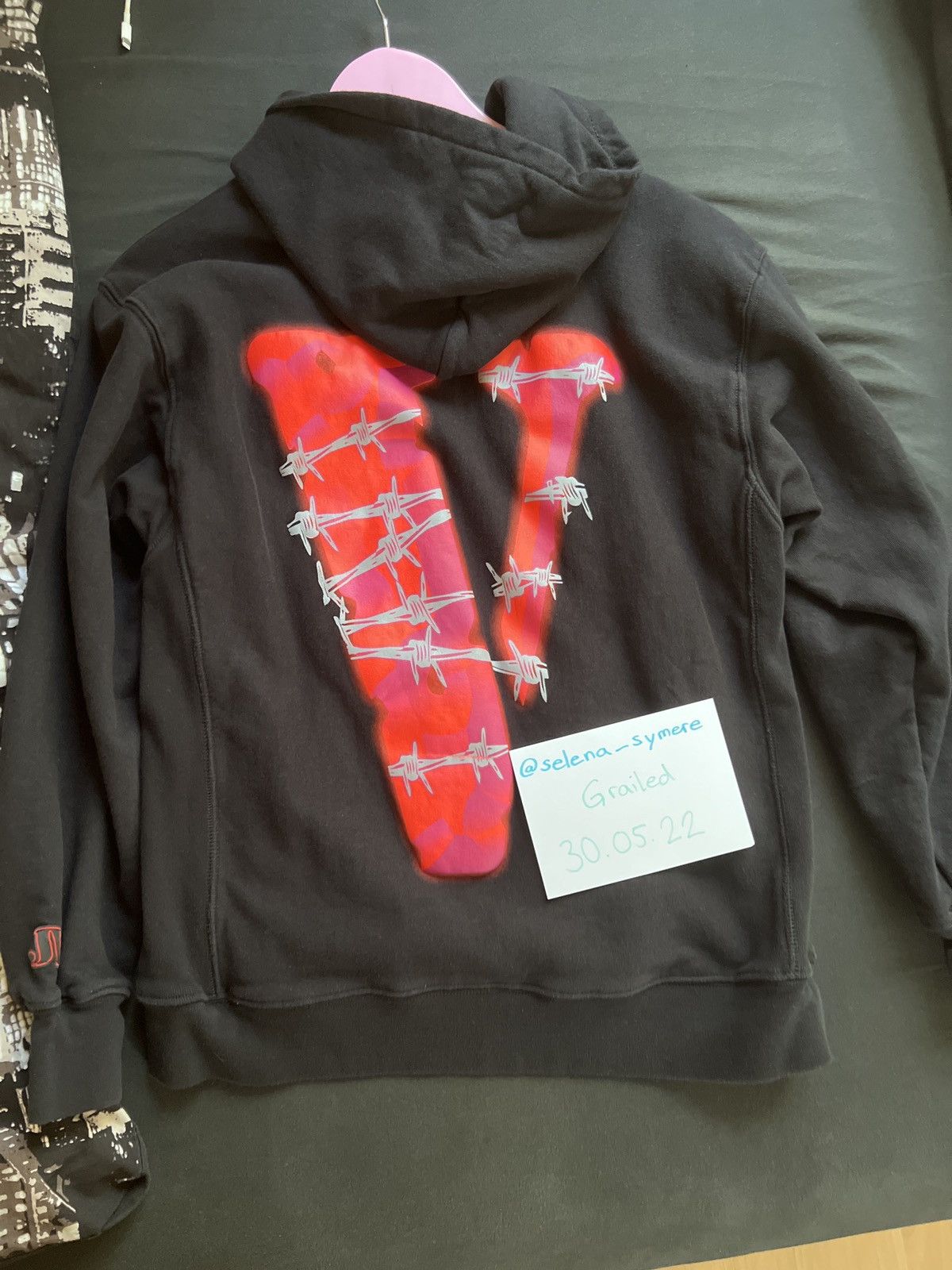 Vlone hoodie grailed sale