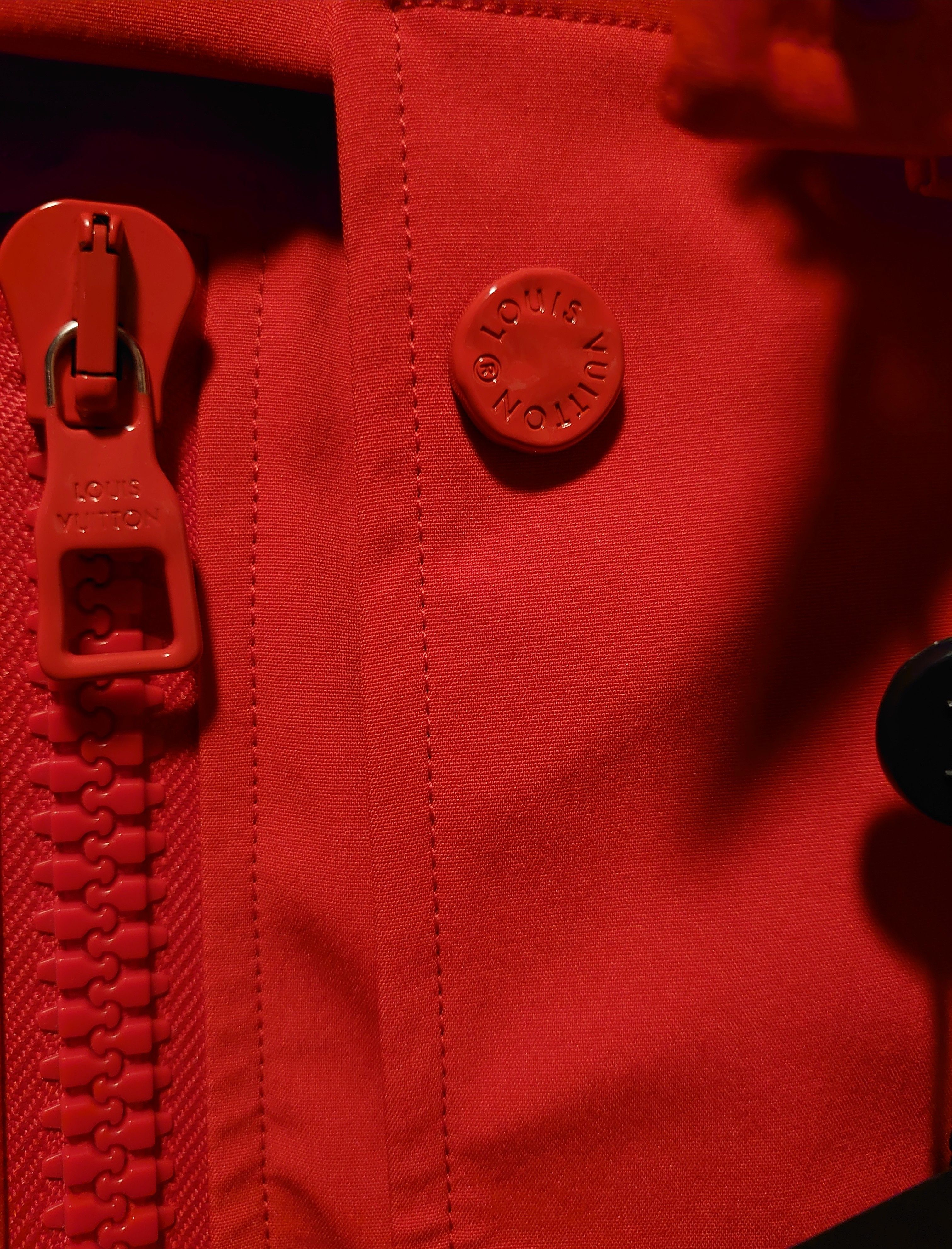 Louis Vuitton × Virgil Abloh 3-in-1 Red Parka SS19 Collection Size US L / EU 52-54 / 3 - 13 Thumbnail