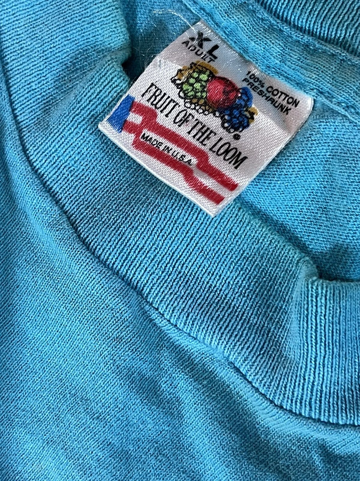 Rare! Vintage Red Earth Streetwear Shirt