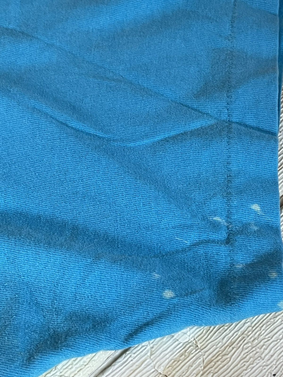 Rare! Vintage Red Earth Streetwear Shirt