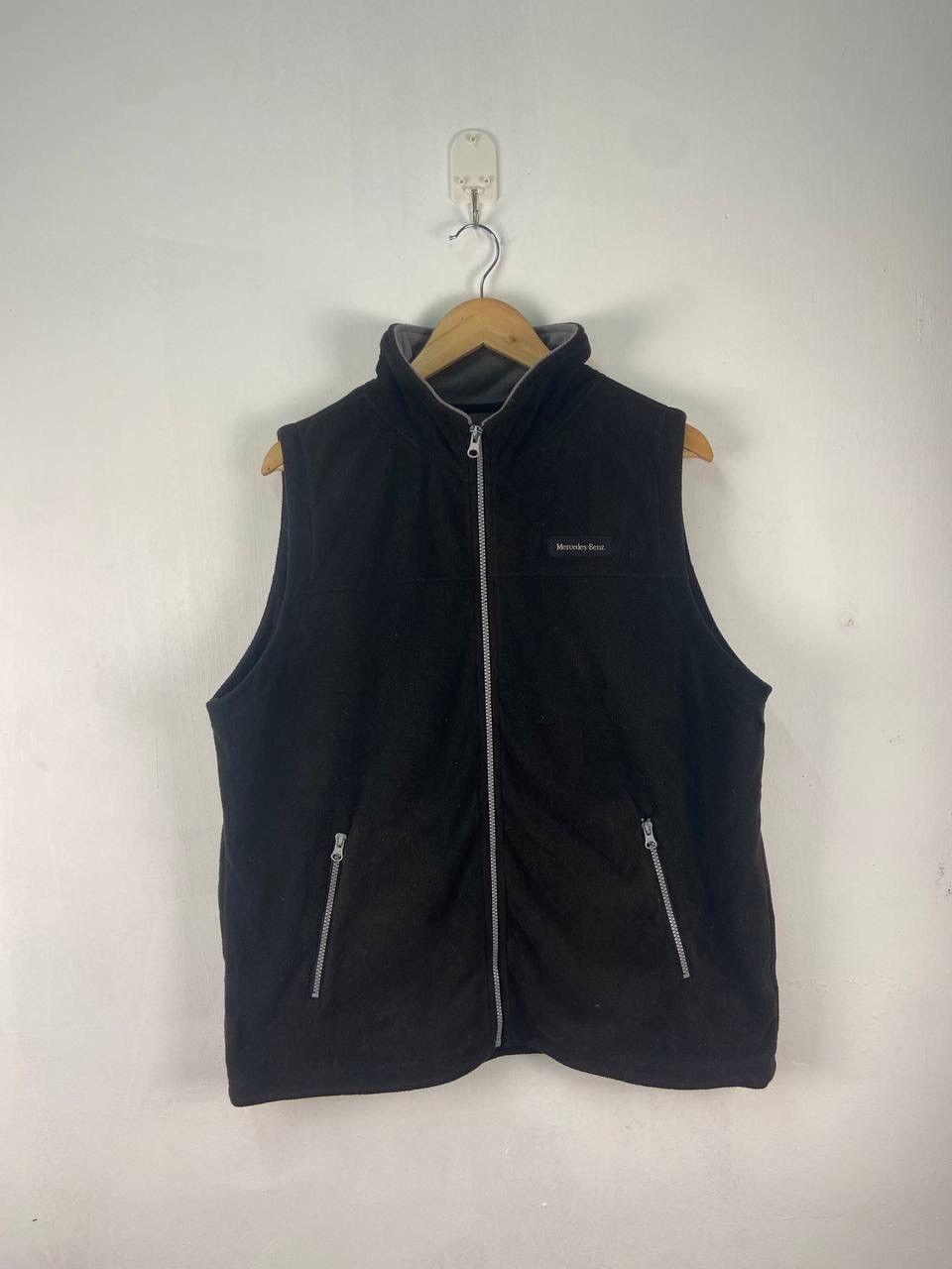 Mercedes-Benz × Vintage Vintage mercedes benz jacket vest Size US L / EU 52-54 / 3 - 1 Thumbnail