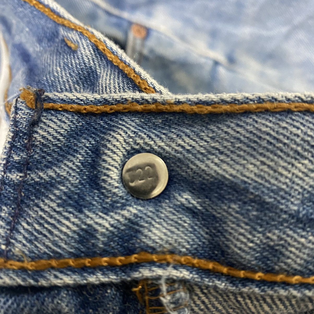 Levi's Vintage 90s Levis 501 Distressed Jeans 31x30 Size US 31 - 15 Thumbnail