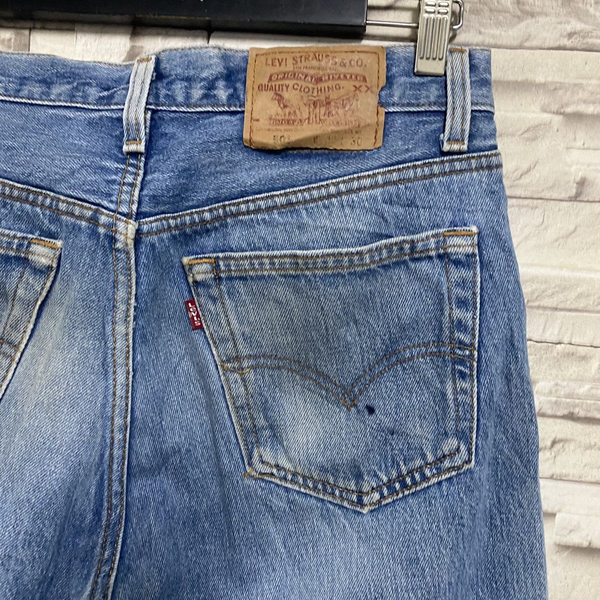 Levi's Vintage 90s Levis 501 Distressed Jeans 31x30 Size US 31 - 11 Thumbnail
