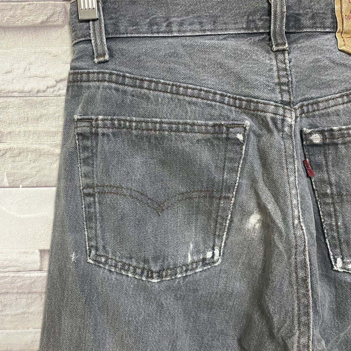 Levi's Vintage 80s Levis 501 Distressed Jeans 28x31 Made in USA Size US 28 / EU 44 - 16 Thumbnail