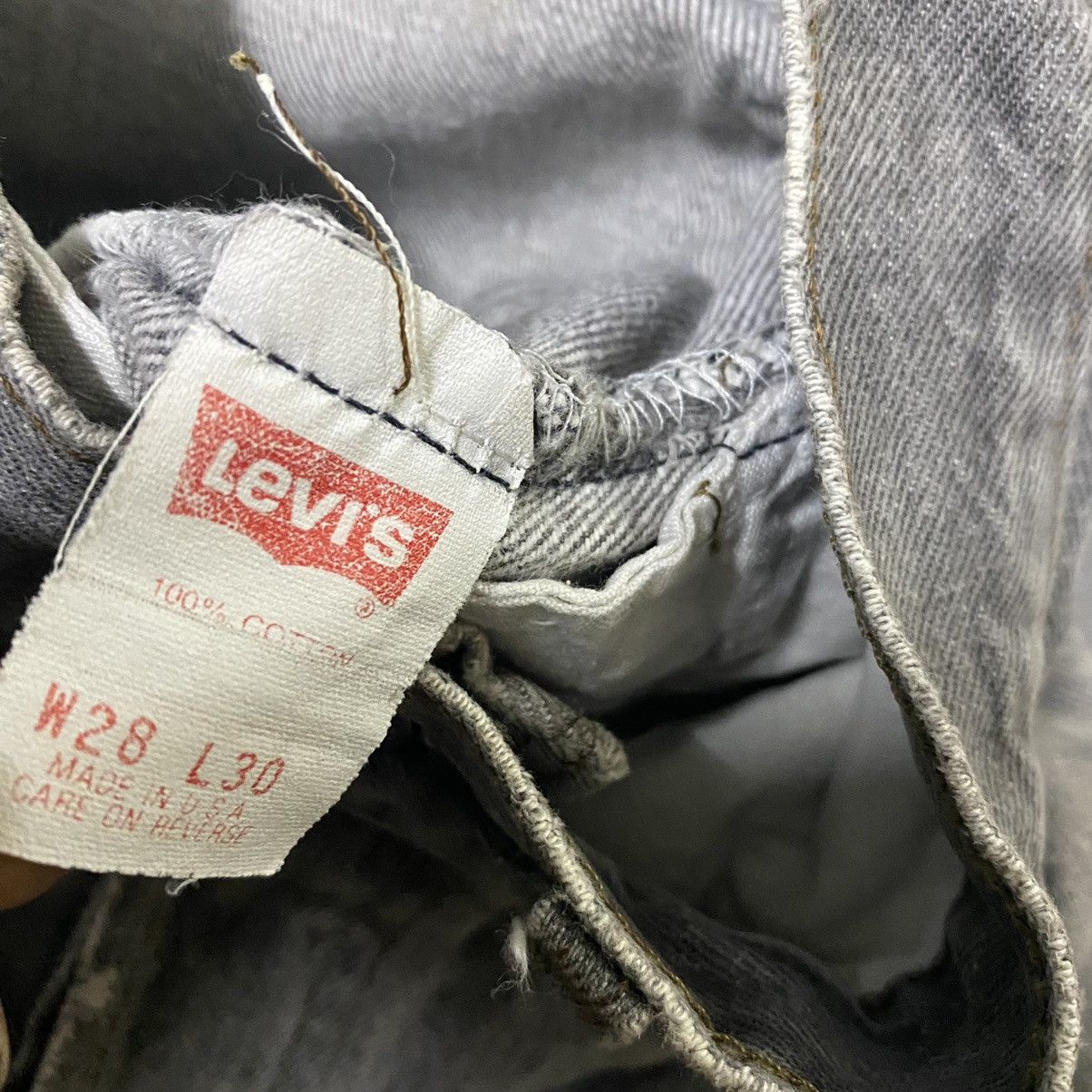 Levi's Vintage 80s Levis 501 Distressed Jeans 28x31 Made in USA Size US 28 / EU 44 - 18 Thumbnail