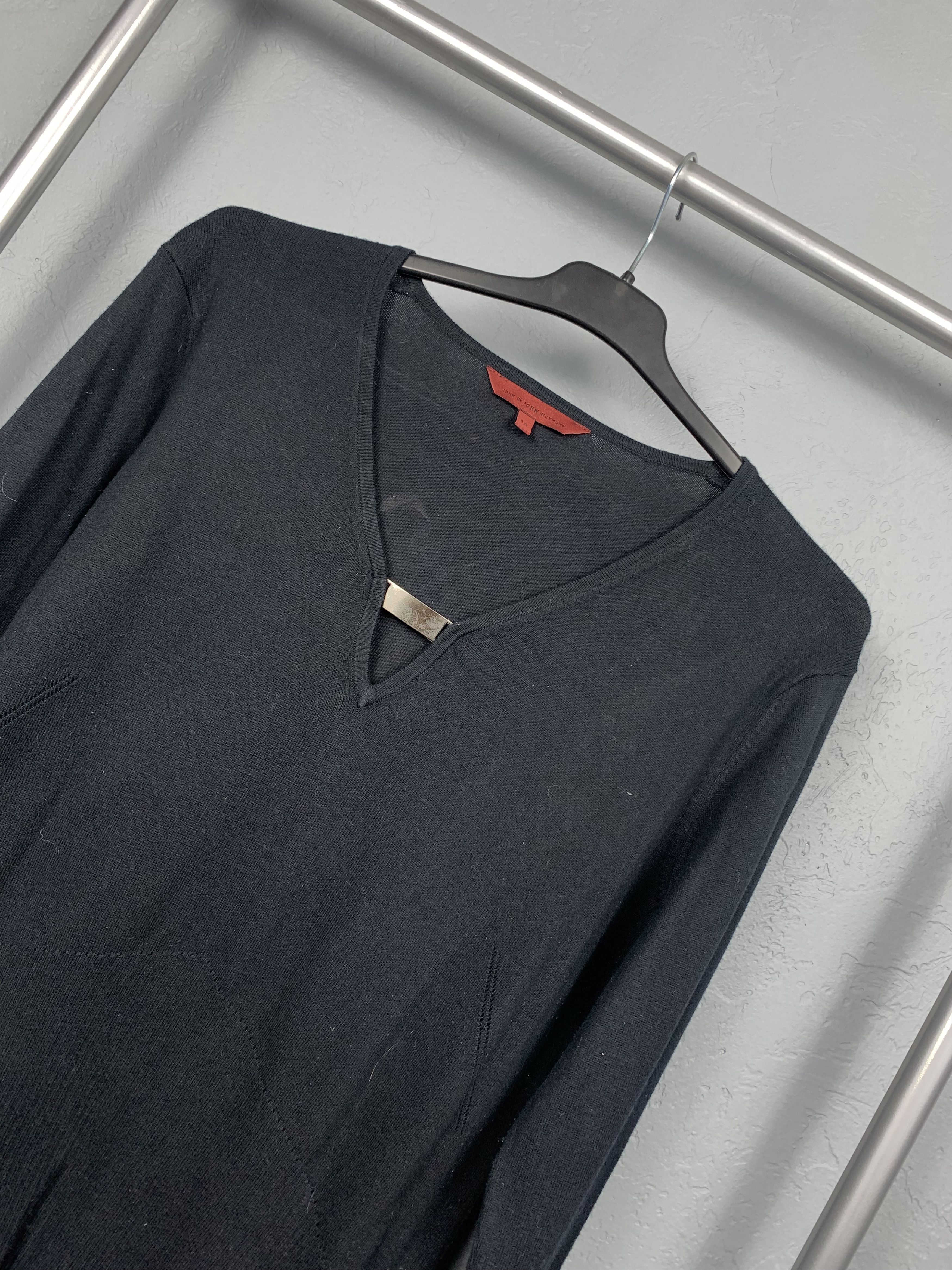 John Richmond John Richmond Vintage Womens V-neck Cotton Sweater Size L / US 10 / IT 46 - 2 Thumbnail