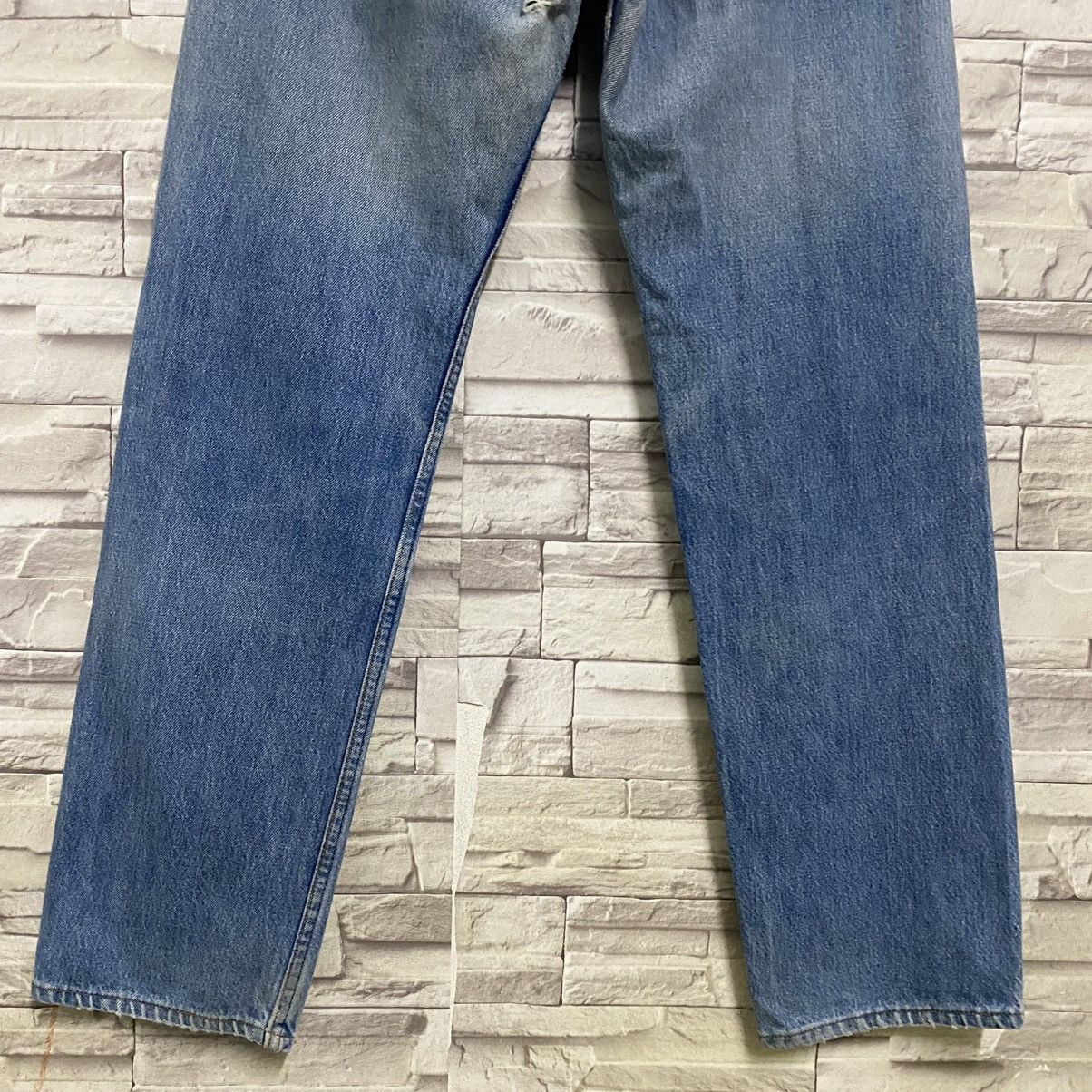 Levi's Vintage 90s Levis 501xx Distressed Jeans 30x29 Made in USA Size US 30 / EU 46 - 12 Thumbnail