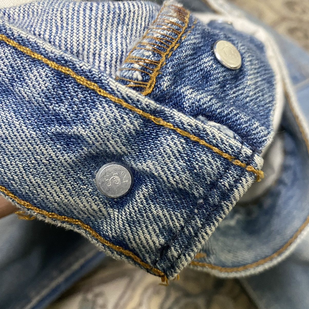 Levi's Vintage 90s Levis 501xx Distressed Jeans 30x29 Made in USA Size US 30 / EU 46 - 17 Thumbnail