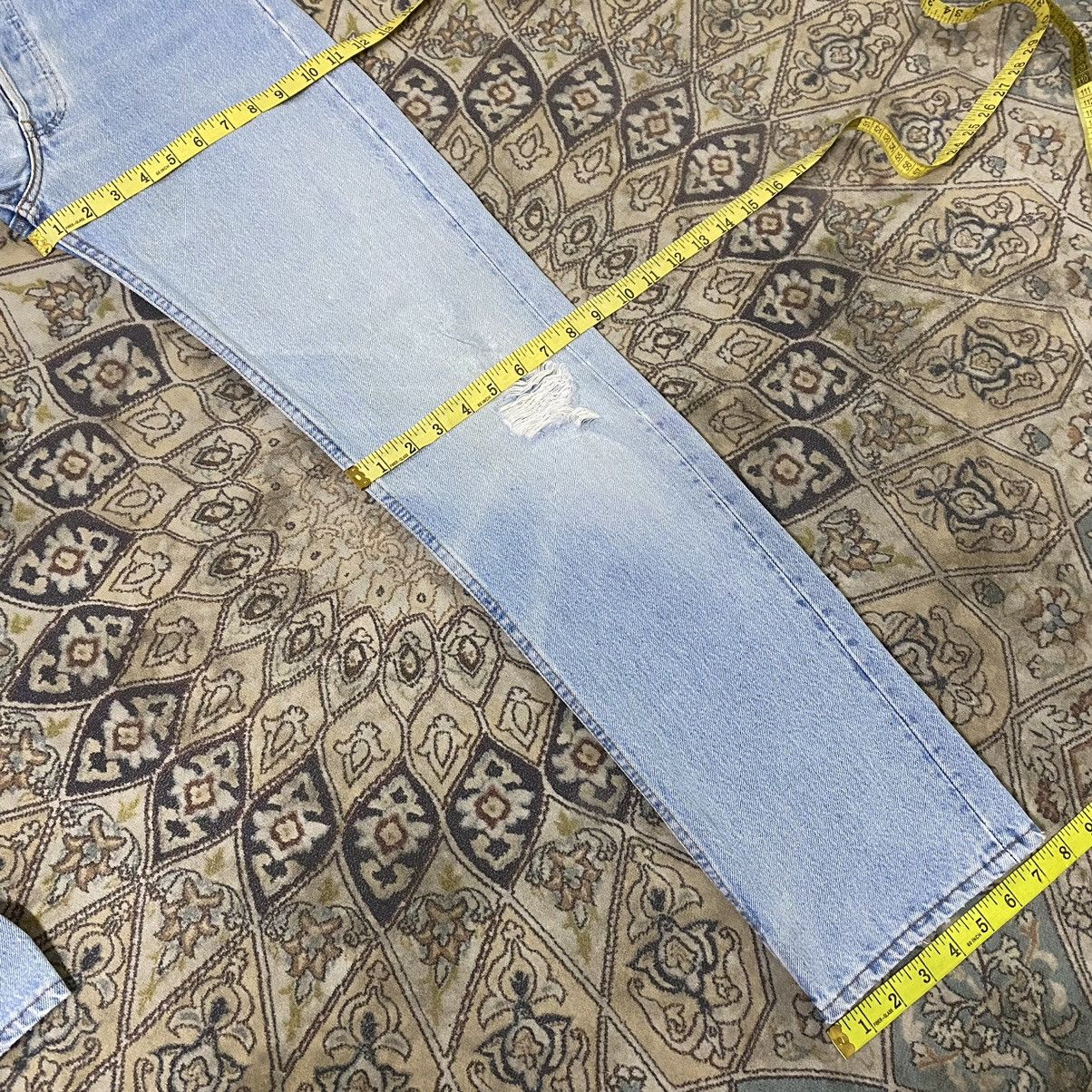 Levi's Vintage 90s Levis 501 Lightwash Distressed Jeans 29x31 Size US 29 - 20 Thumbnail