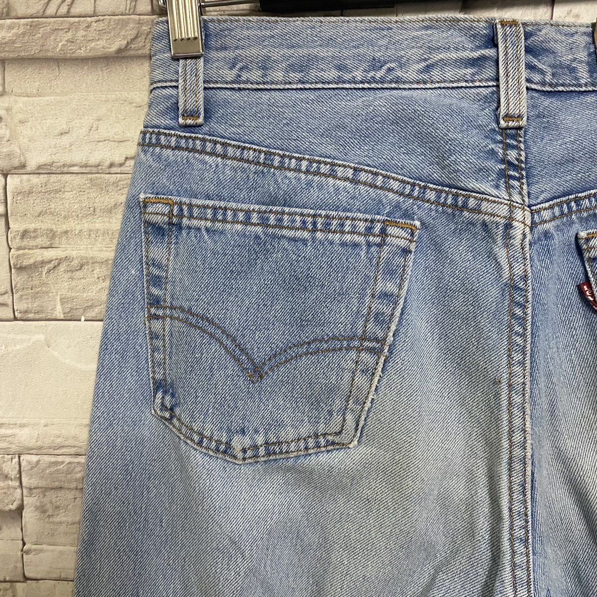 Levi's Vintage 90s Levis 501 Lightwash Distressed Jeans 29x31 Size US 29 - 14 Thumbnail