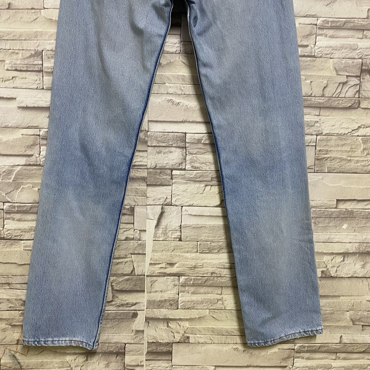 Levi's Vintage 90s Levis 501 Lightwash Distressed Jeans 29x31 Size US 29 - 12 Thumbnail