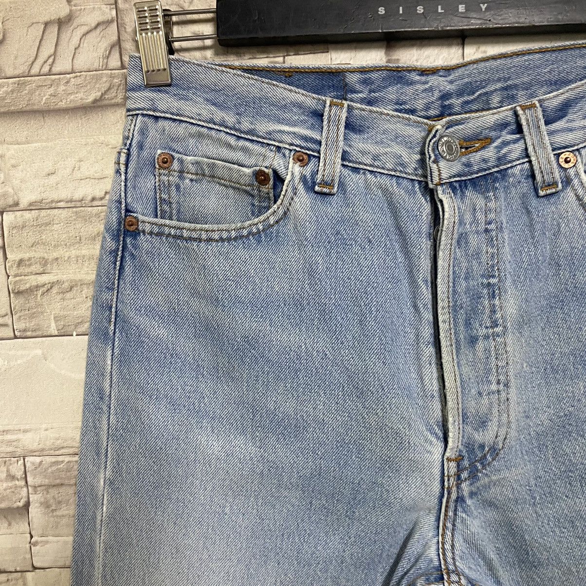 Levi's Vintage 90s Levis 501 Lightwash Distressed Jeans 29x31 Size US 29 - 5 Thumbnail