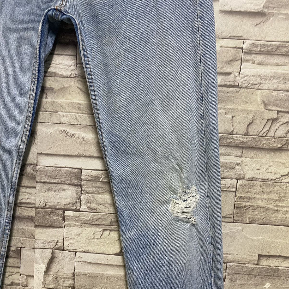Levi's Vintage 90s Levis 501 Lightwash Distressed Jeans 29x31 Size US 29 - 8 Thumbnail