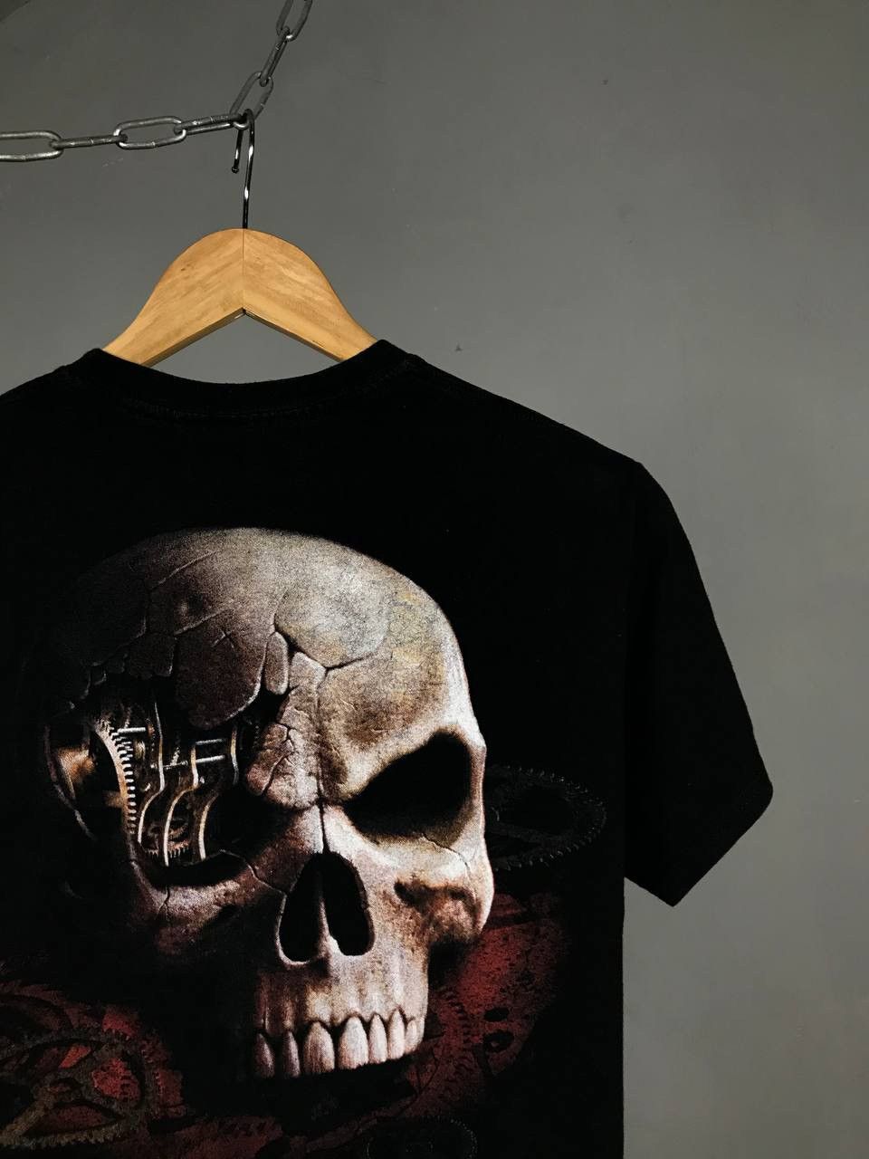Vintage Skulls spiral vintage rock overprinted tee Size US M / EU 48-50 / 2 - 6 Thumbnail