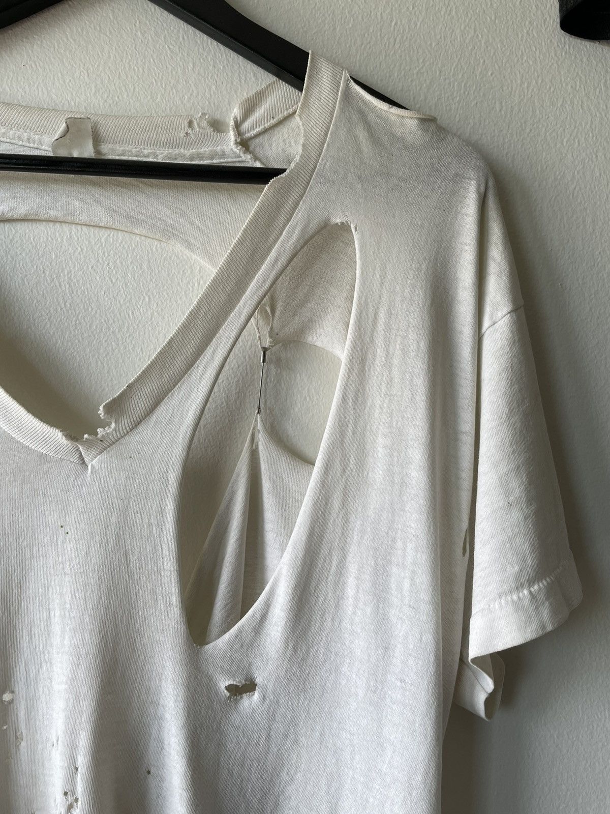 Vintage VINTAGE OBLITERATED V-NECK Size US L / EU 52-54 / 3 - 6 Thumbnail