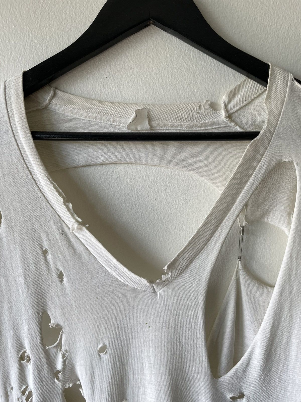 Vintage VINTAGE OBLITERATED V-NECK Size US L / EU 52-54 / 3 - 7 Thumbnail
