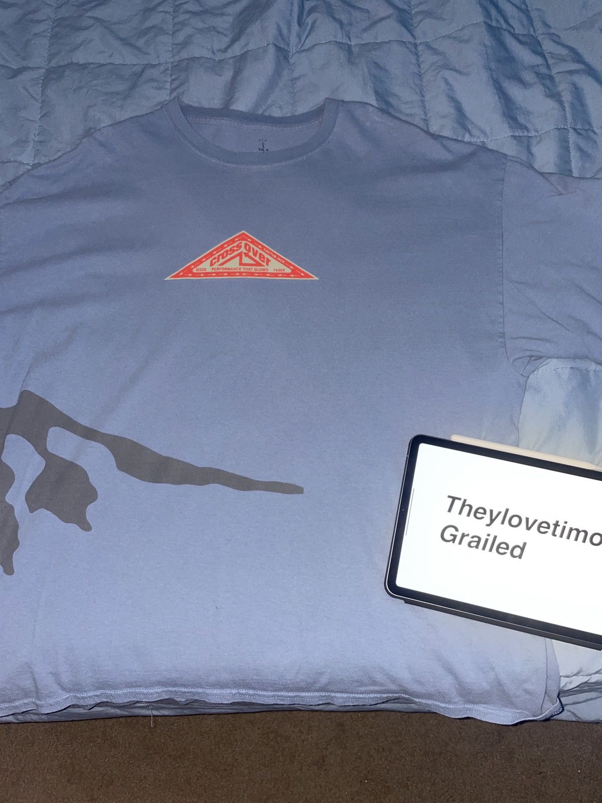 travis scott glow in the dark