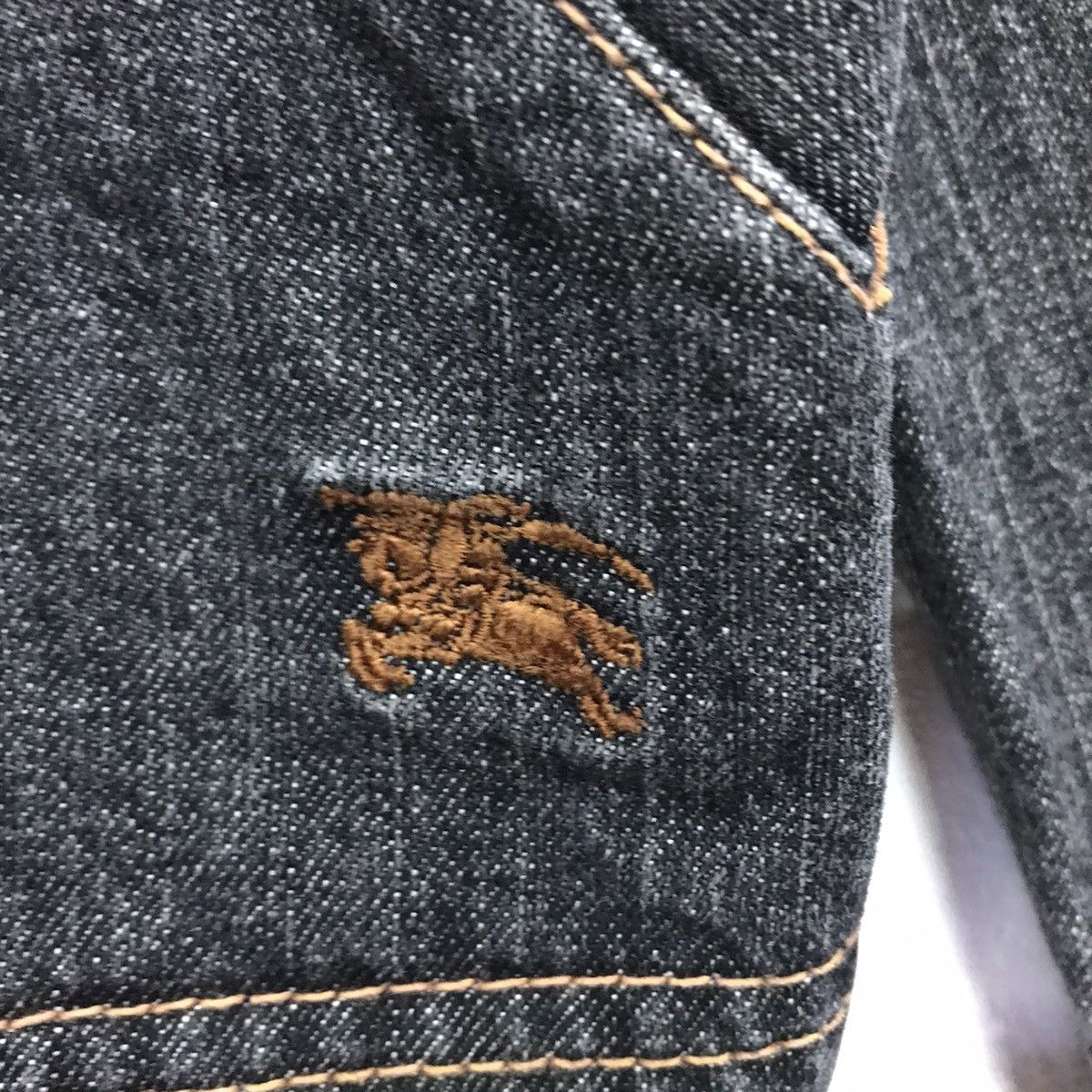 Burberry Rare!! Burberry London Blue Label Denim Jacket Size US M / EU 48-50 / 2 - 9 Thumbnail