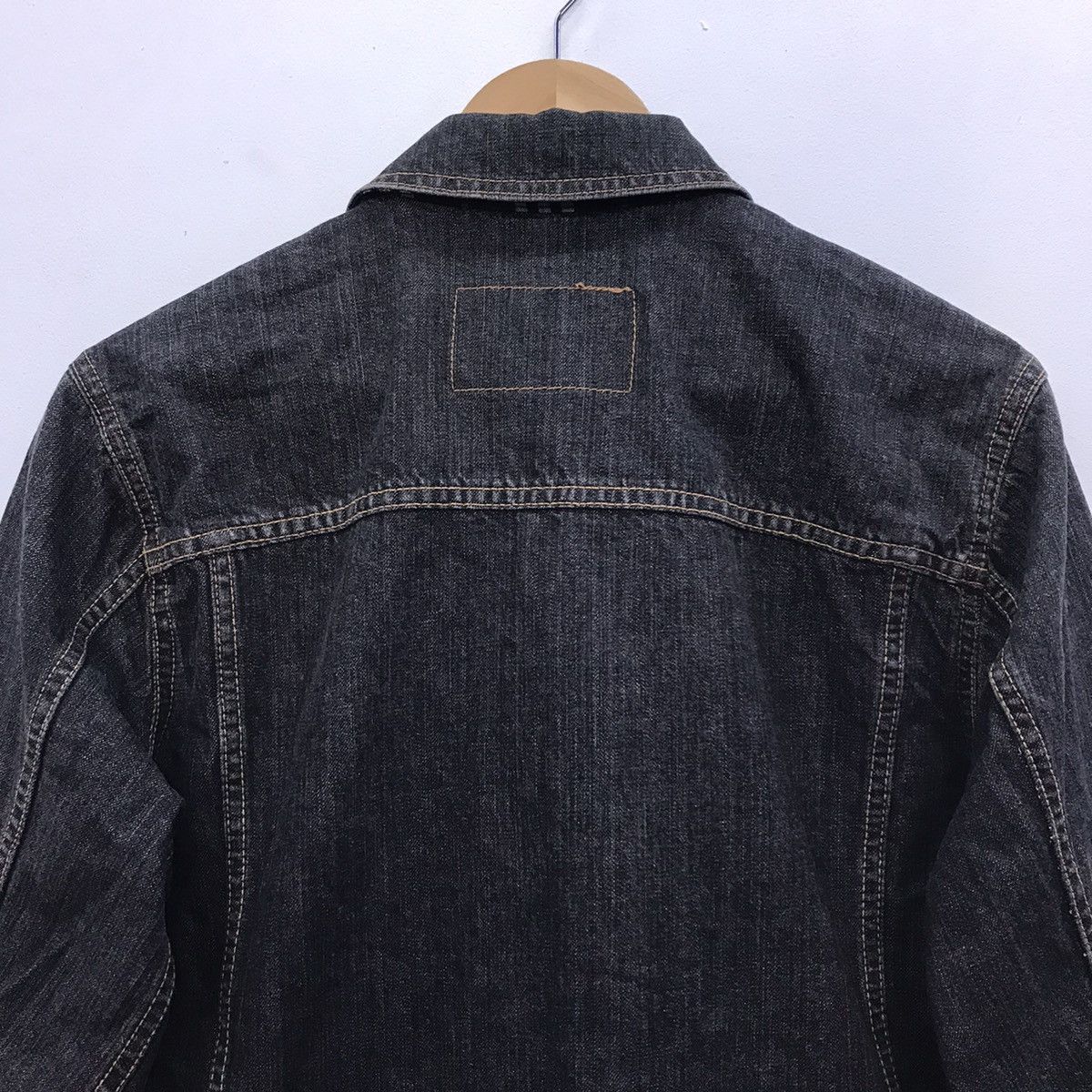 Burberry Rare!! Burberry London Blue Label Denim Jacket Size US M / EU 48-50 / 2 - 18 Thumbnail