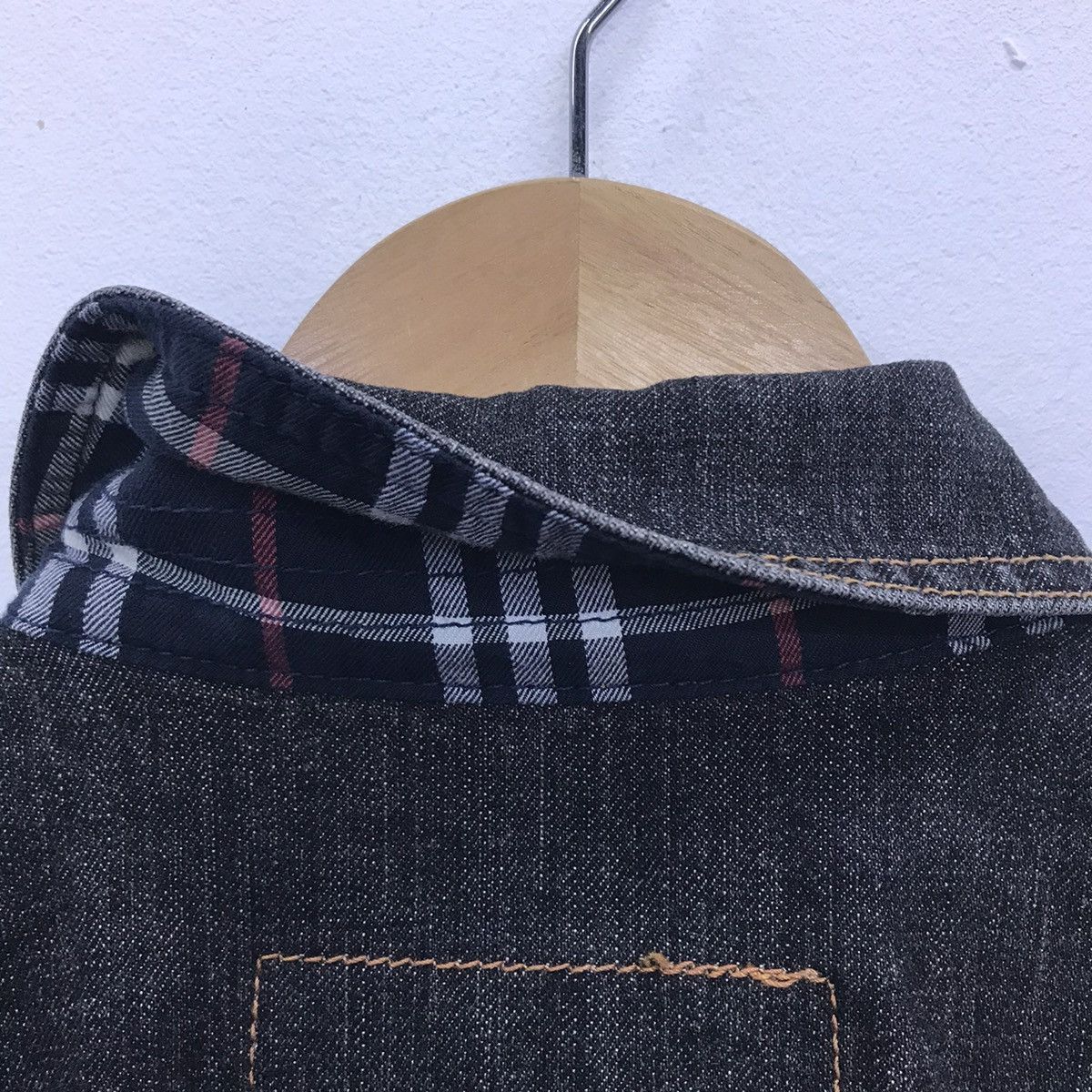 Burberry Rare!! Burberry London Blue Label Denim Jacket Size US M / EU 48-50 / 2 - 19 Thumbnail