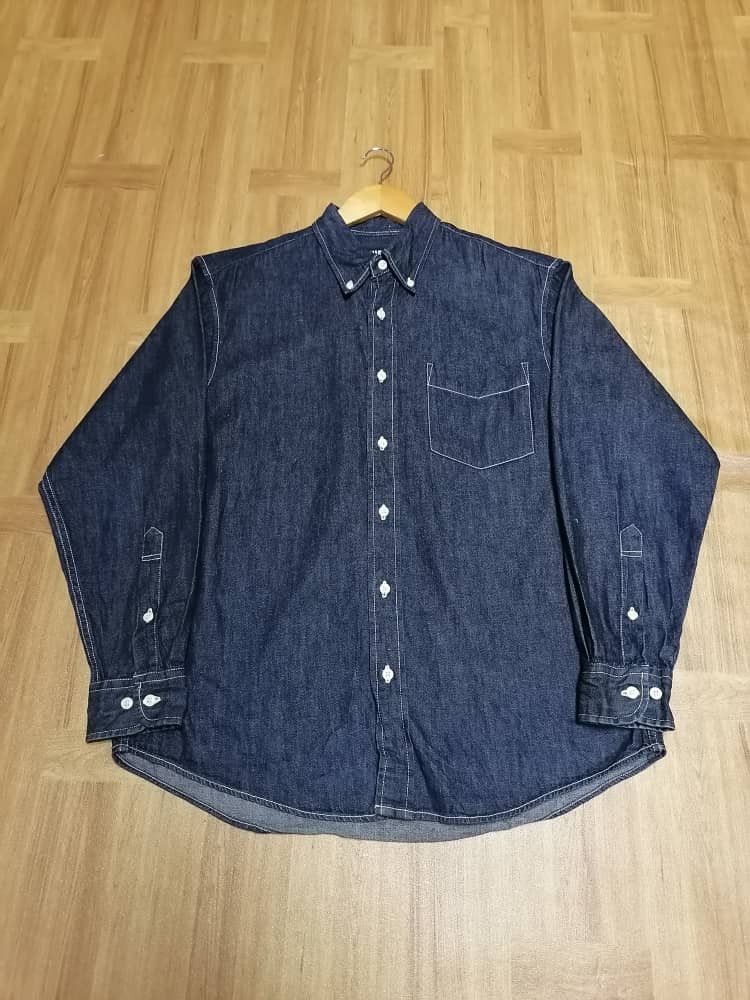 Uniqlo Denim Buttons Longsleeve Shirt