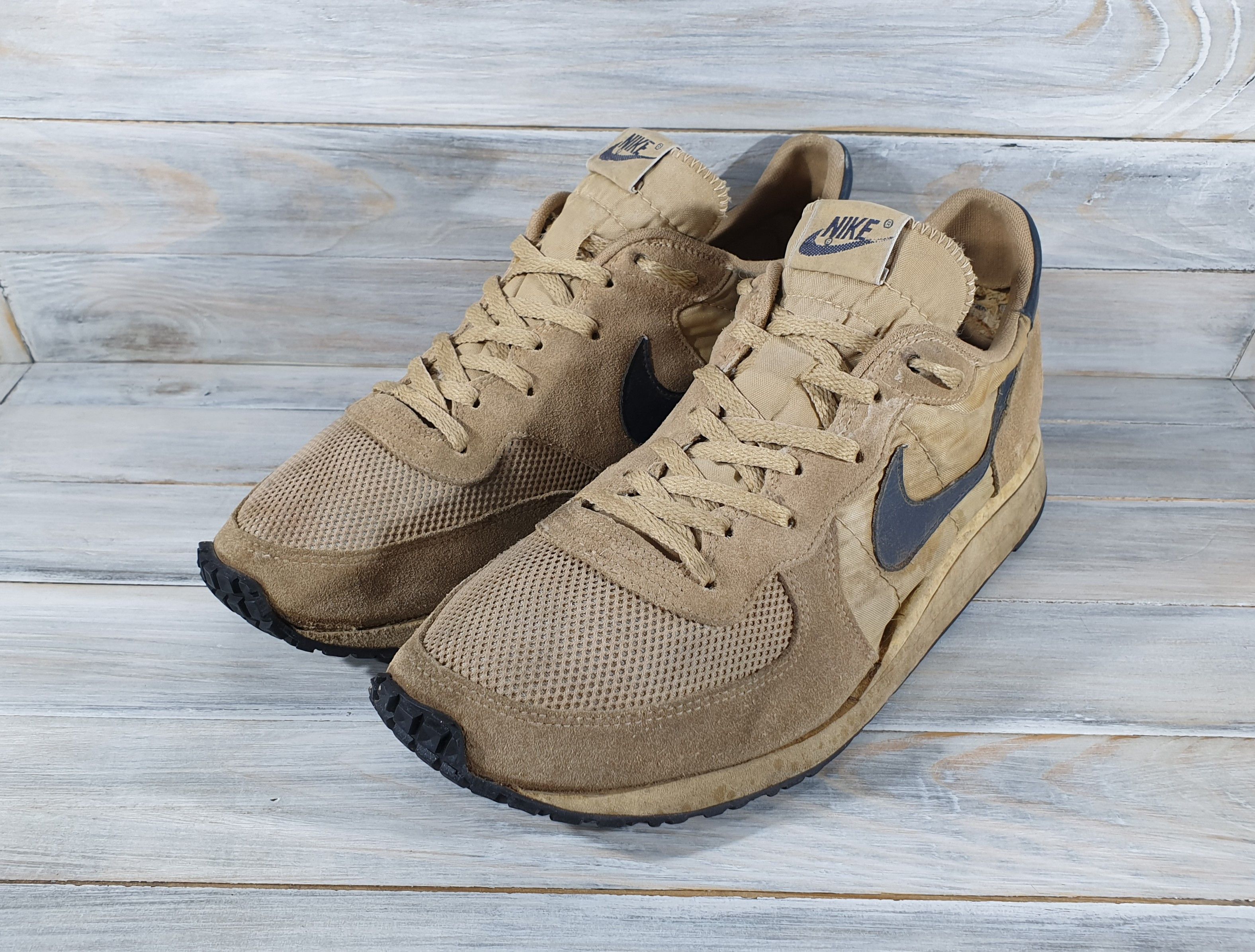 Nike Vintage Nike Equator 1982 Made In USA Sneakers Very Rare Size US 10.5 / EU 43-44 - 4 Thumbnail