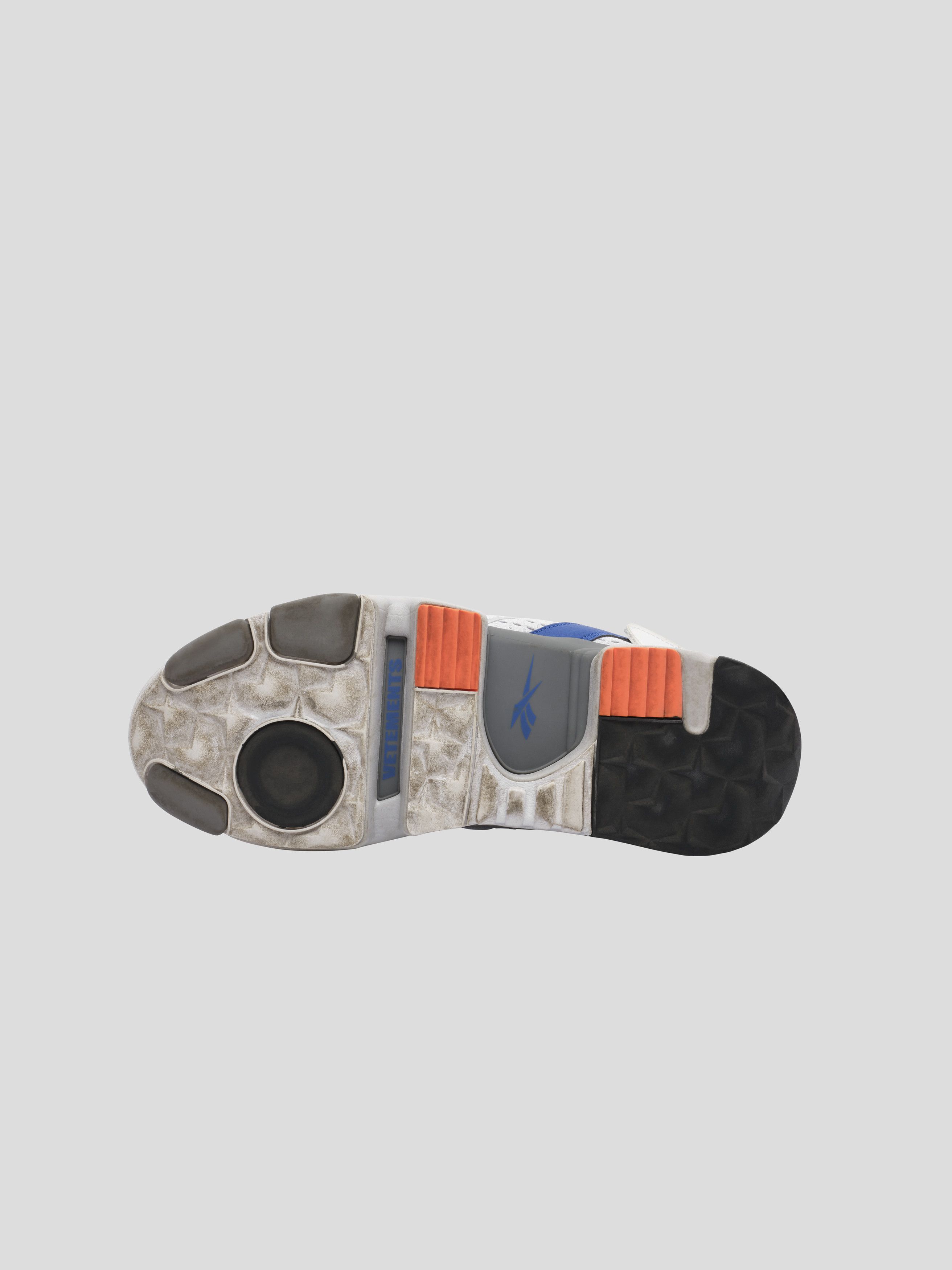 Reebok × Vetements Spike Runner Size US 9 / EU 42 - 2 Thumbnail