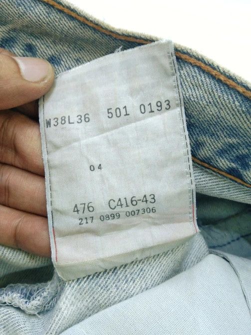 Levi's 90s Vintage Levi's 501 Distressed Jeans 38x31 Size US 38 / EU 54 - 9 Thumbnail