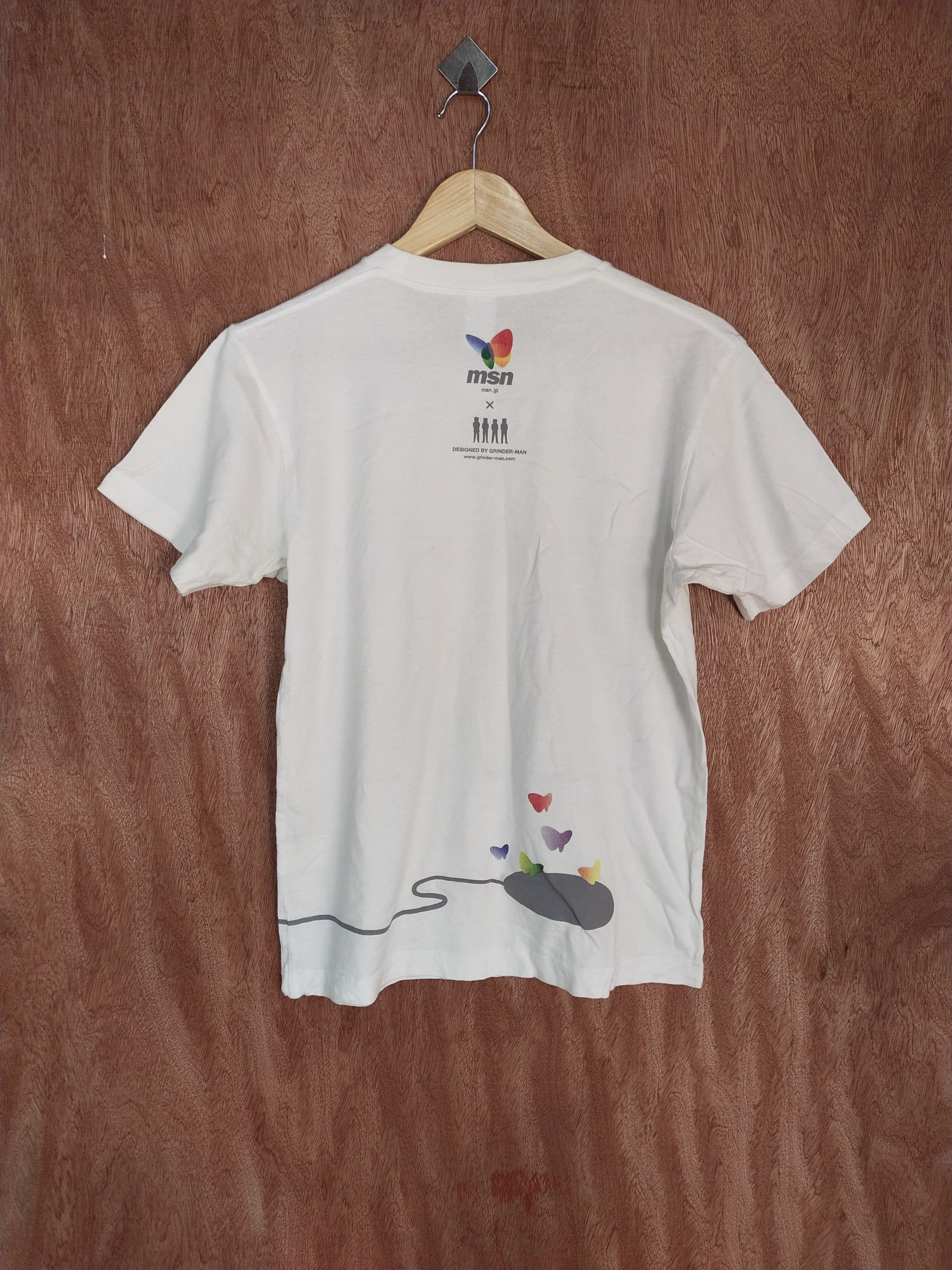 Japanese Brand Uniqlo X MSN.JP designer by Grinder man white Tshirt #S052 Size US S / EU 44-46 / 1 - 8 Thumbnail