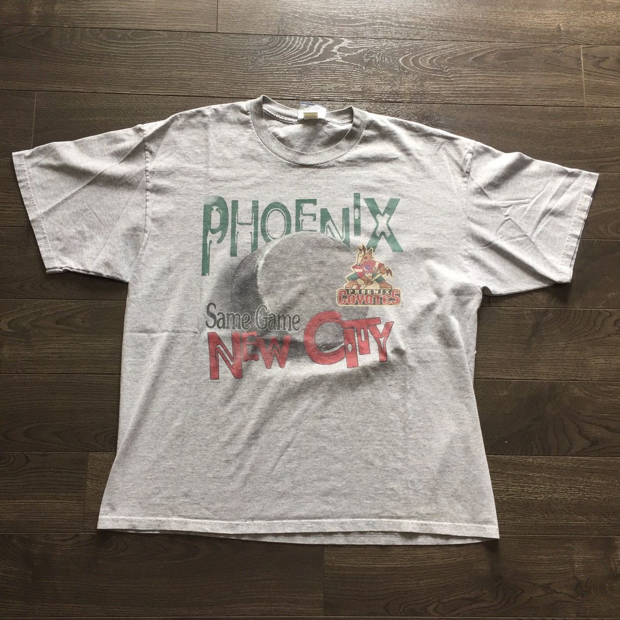 NHL × Vintage Vintage Phoenix Coyotes NHL T Shirt Size US XXL / EU 58 / 5 - 1 Thumbnail