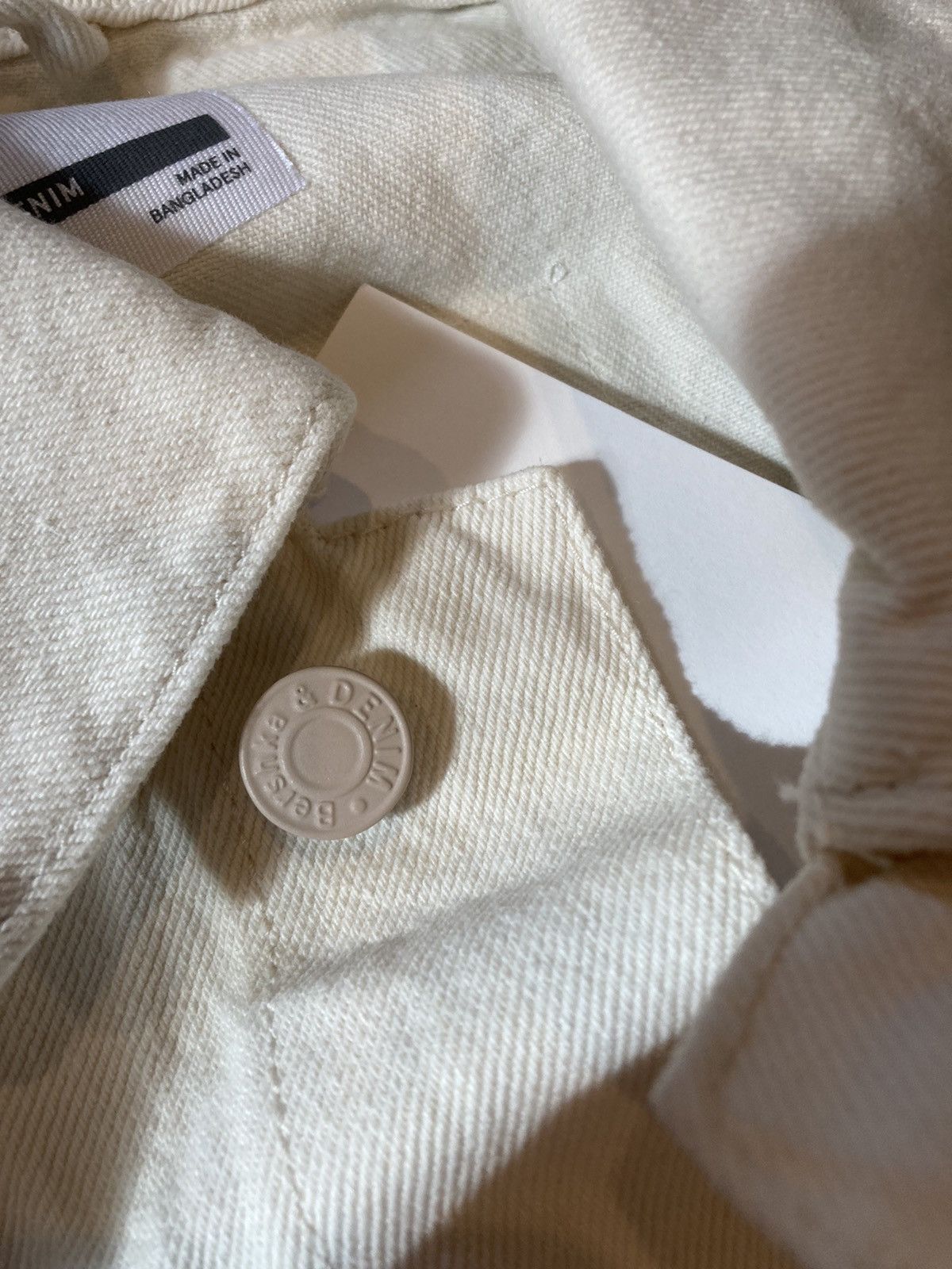 Bershka Bershka off white denim jacket Size US L / EU 52-54 / 3 - 8 Thumbnail