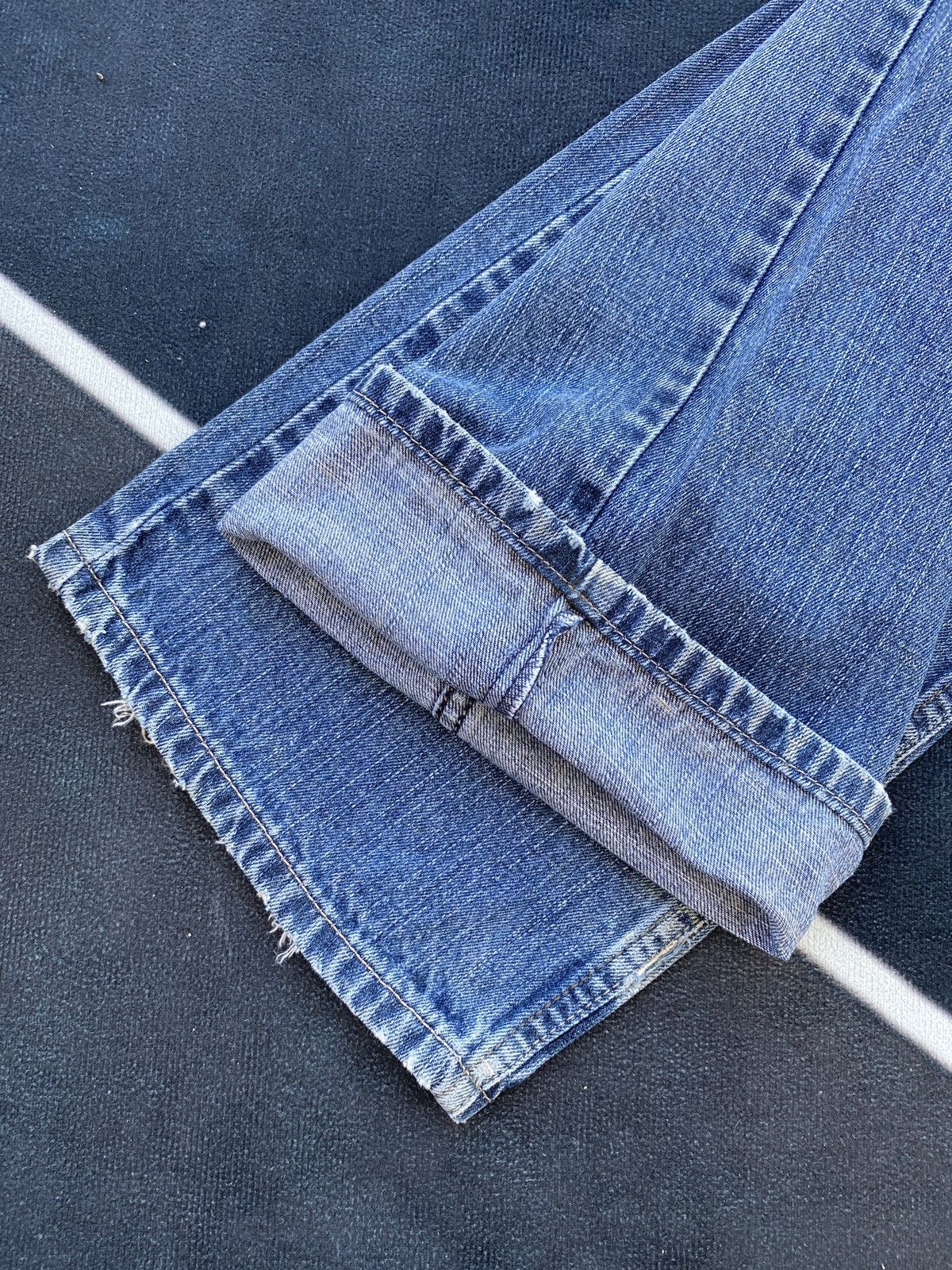Jean × Levi's × Vintage VINTAGE LEVIS 514 SLIM STRAIGHT JEANS-J417 Size US 37 - 9 Thumbnail