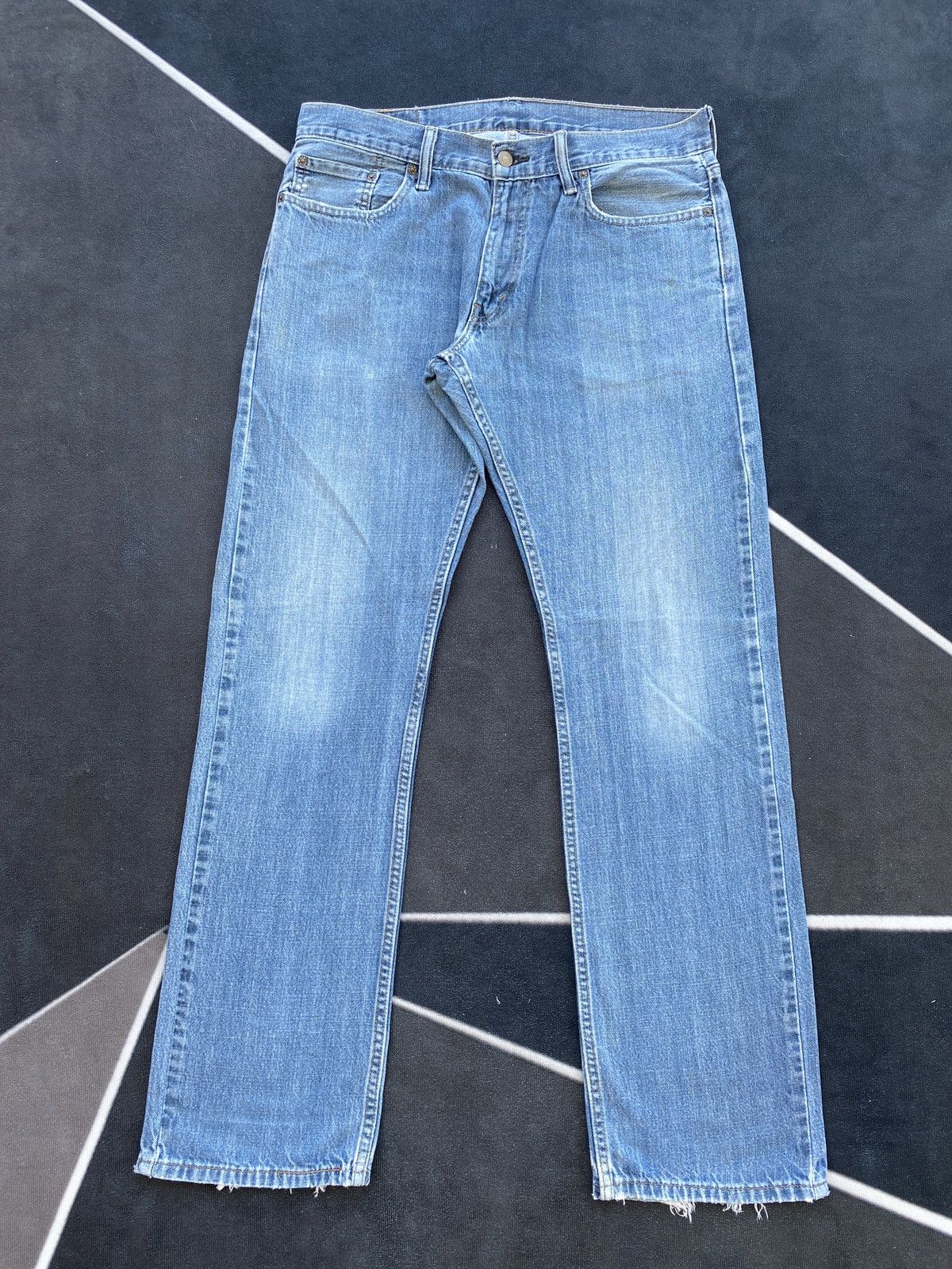 image of Vintage Levis 514 Jeans-J419, Men's (Size 35)