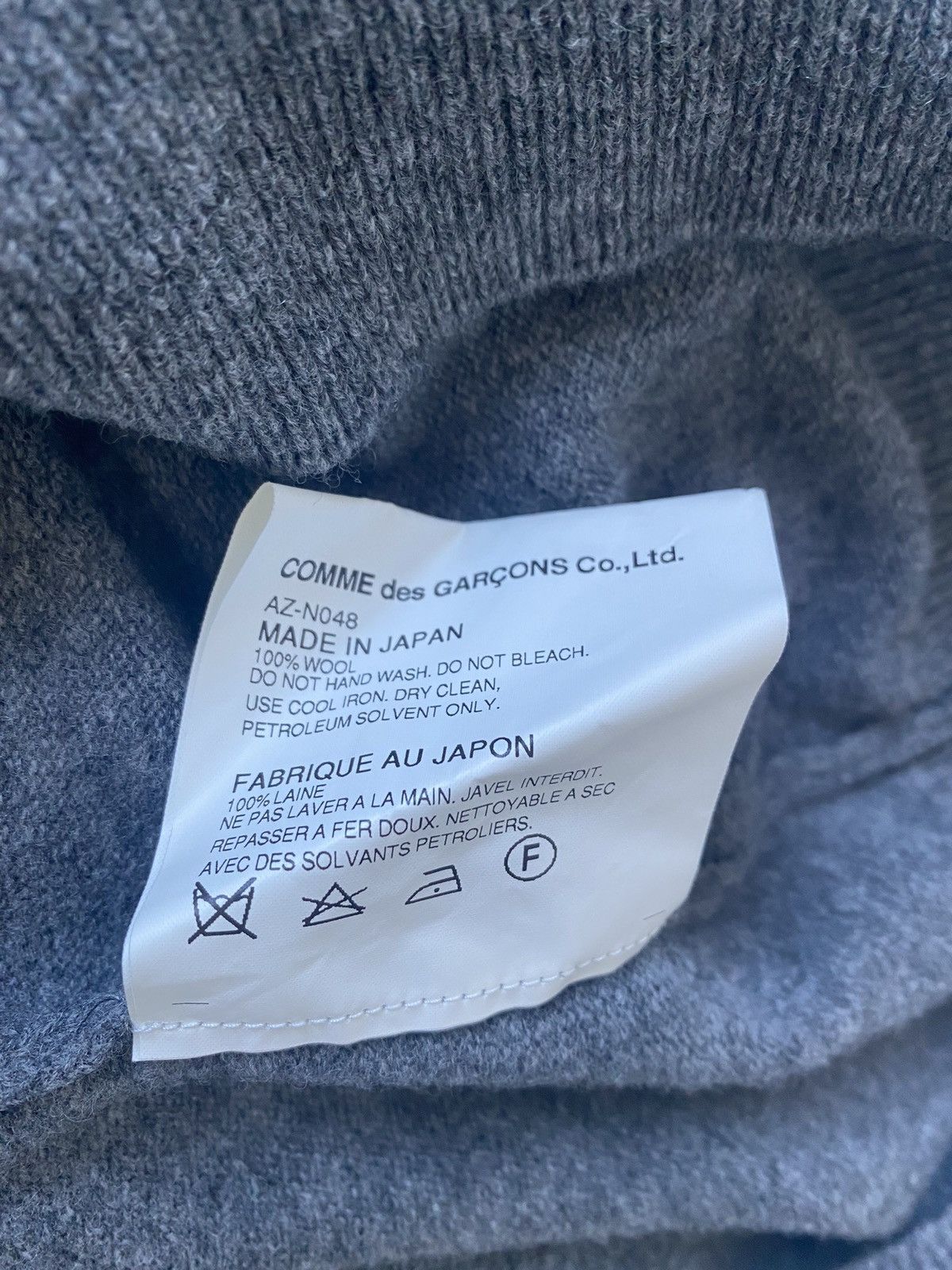 Comme des Garcons Comme Des Garçons V-neck Sweater Gray Size US XL / EU 56 / 4 - 6 Thumbnail