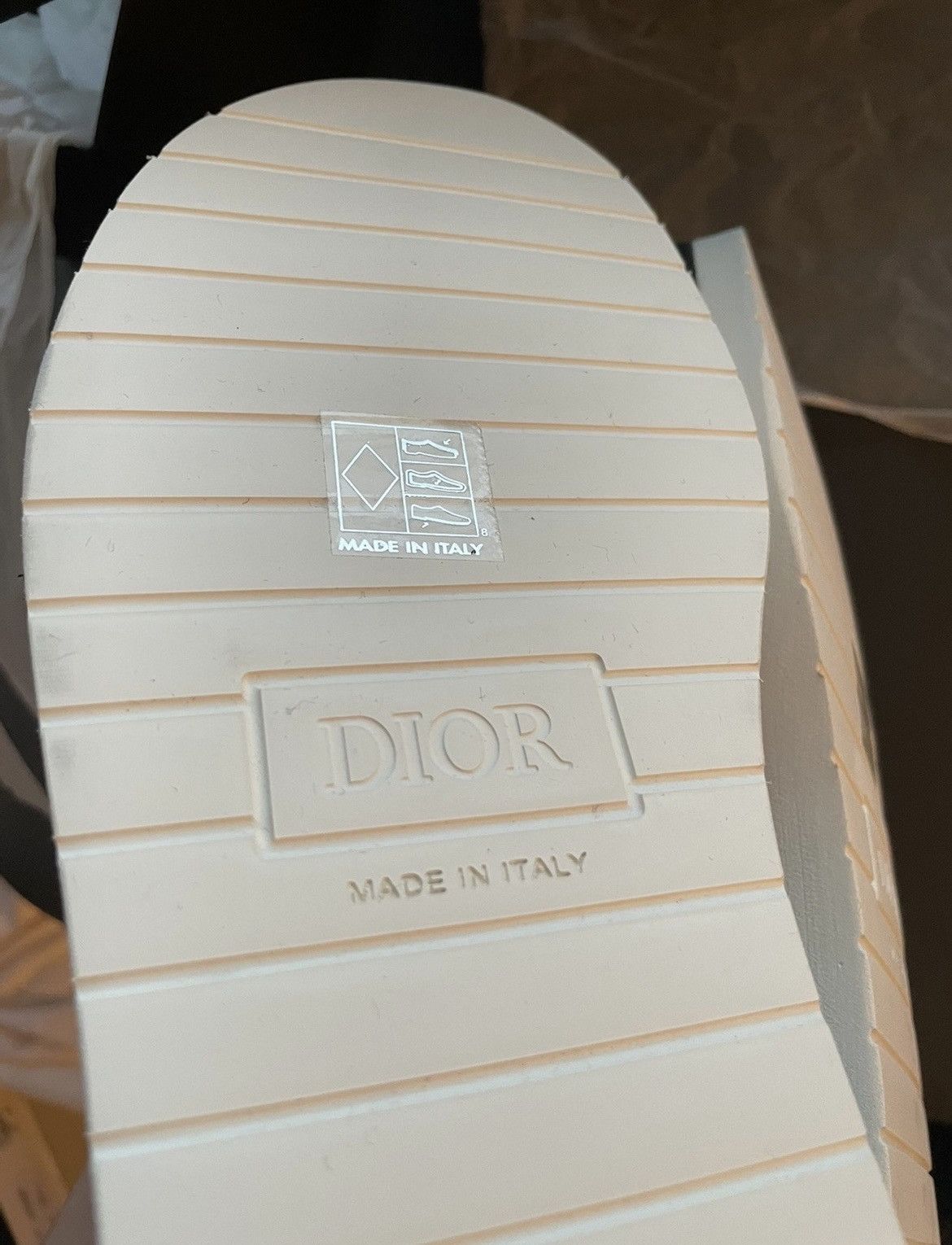 Club Sorayama × Dior Rare Dior x Sorayama Super Limited Runway Sandal Slides New Size US 10 / EU 43 - 11 Thumbnail