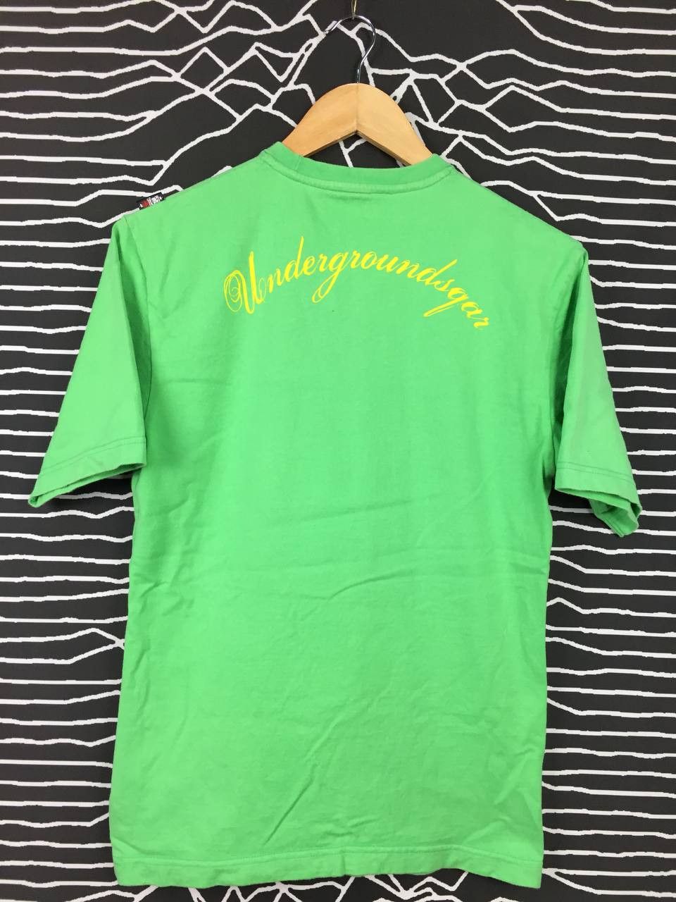 Japanese Brand Vtg Square Japanese Brand Genocide Charles Manson Photo Tee Size US M / EU 48-50 / 2 - 4 Thumbnail