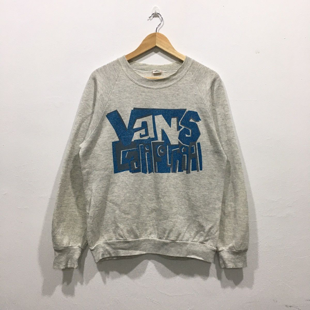 streetwear vans graffiti lsd skateboard America tranding