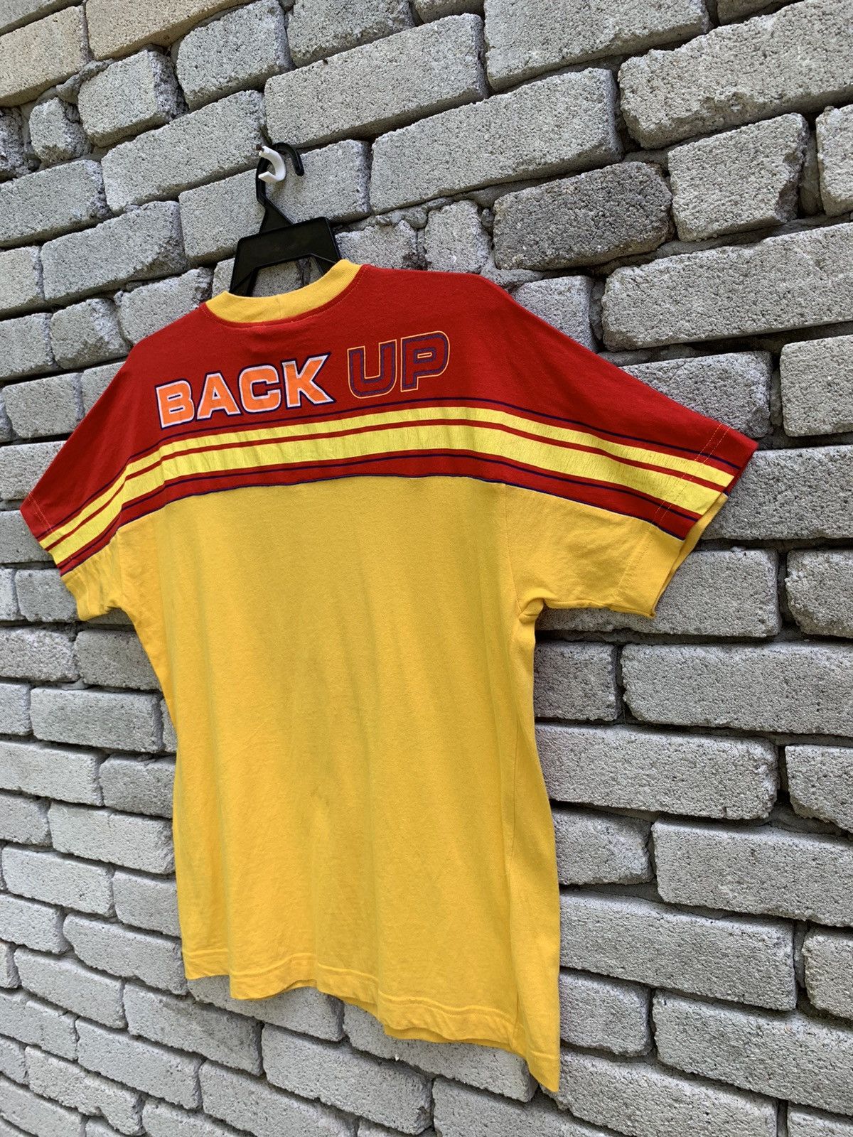 United Colors Of Benetton United Colors Of Benetton BACK UP Made In Italy T Shirt Size US XL / EU 56 / 4 - 8 Thumbnail