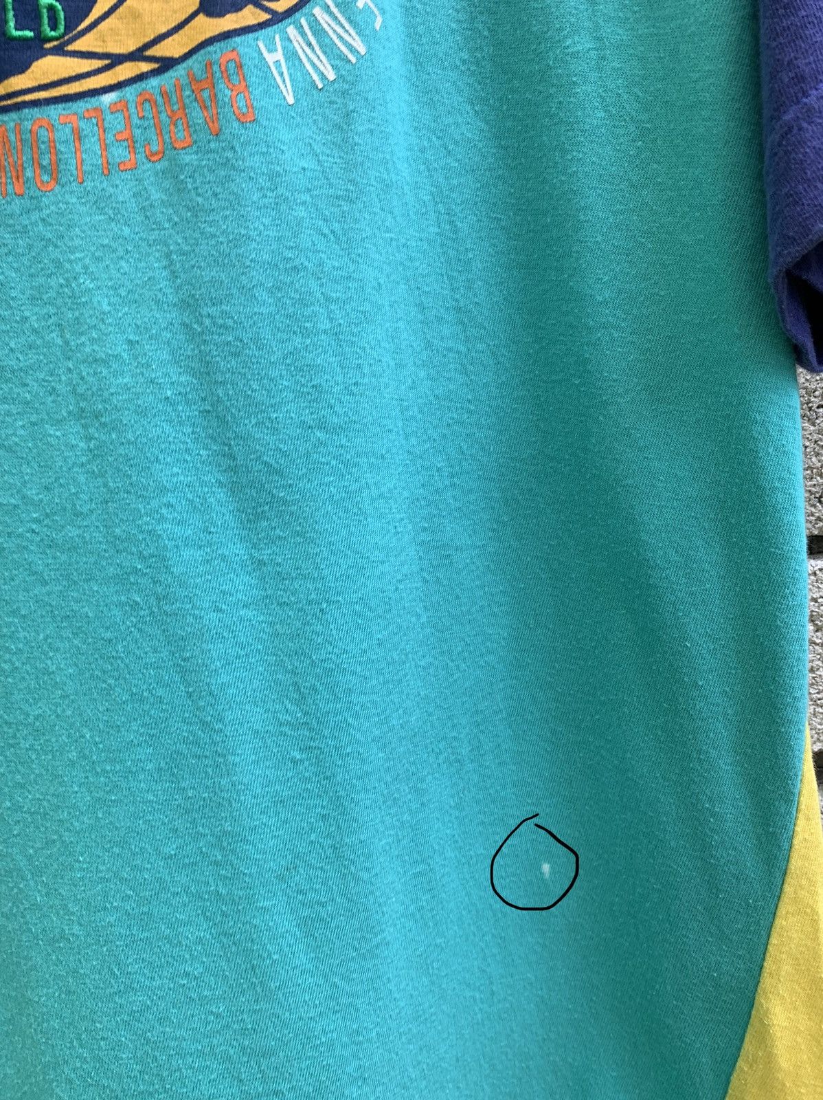 Designer × United Colors Of Benetton United Colors Of Benetton One World T Shirt Size US M / EU 48-50 / 2 - 15 Thumbnail