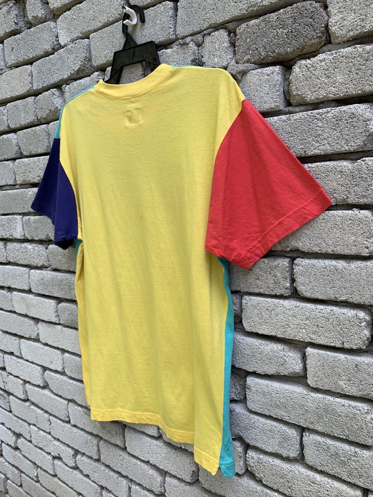 Designer × United Colors Of Benetton United Colors Of Benetton One World T Shirt Size US M / EU 48-50 / 2 - 8 Thumbnail