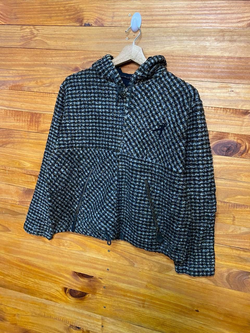 Hai Sporting Gear × Issey Miyake Vintage Hai Sporting Gear Zipper Hoodie Size US M / EU 48-50 / 2 - 3 Thumbnail