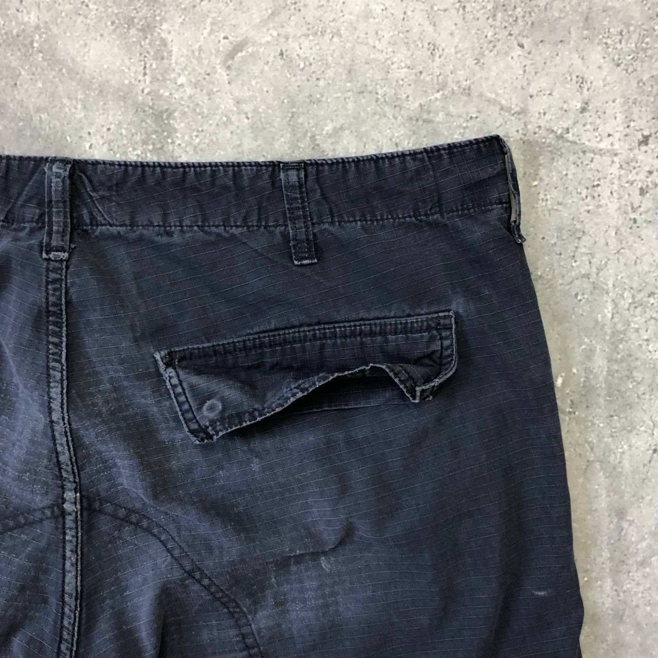 Carhartt Wip Vintage Carhartt Cargo Trashed Shorts Faded Blue Size W40 Size US 40 / EU 56 - 21 Thumbnail