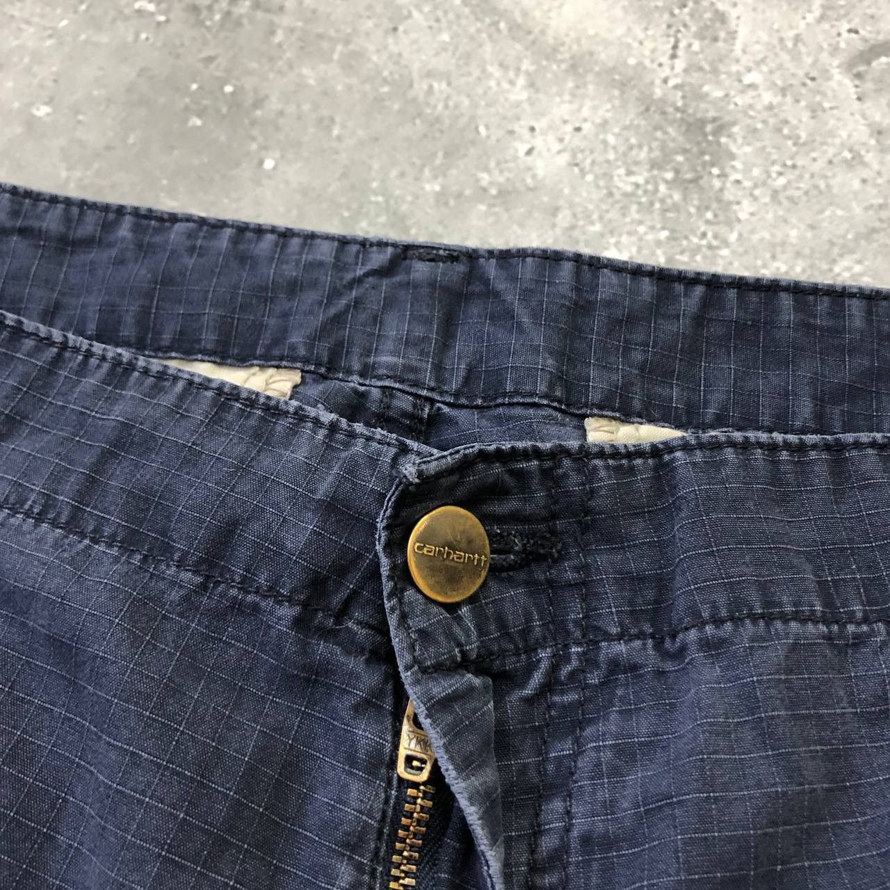 Carhartt Wip Vintage Carhartt Cargo Trashed Shorts Faded Blue Size W40 Size US 40 / EU 56 - 15 Thumbnail