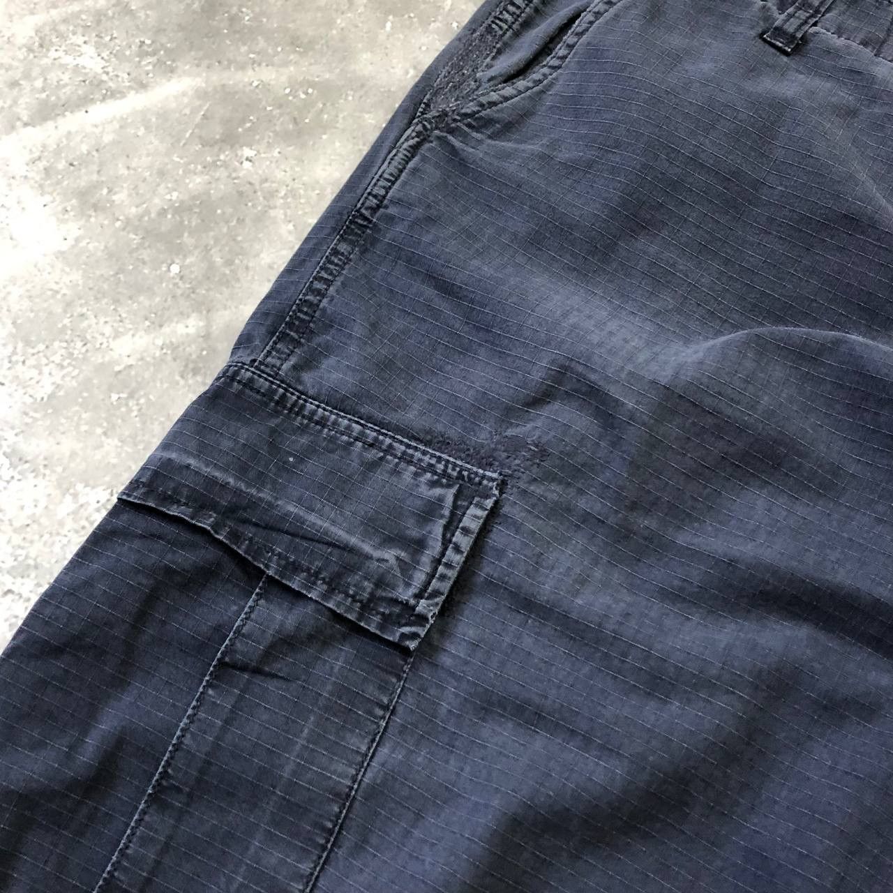 Carhartt Wip Vintage Carhartt Cargo Trashed Shorts Faded Blue Size W40 Size US 40 / EU 56 - 9 Thumbnail