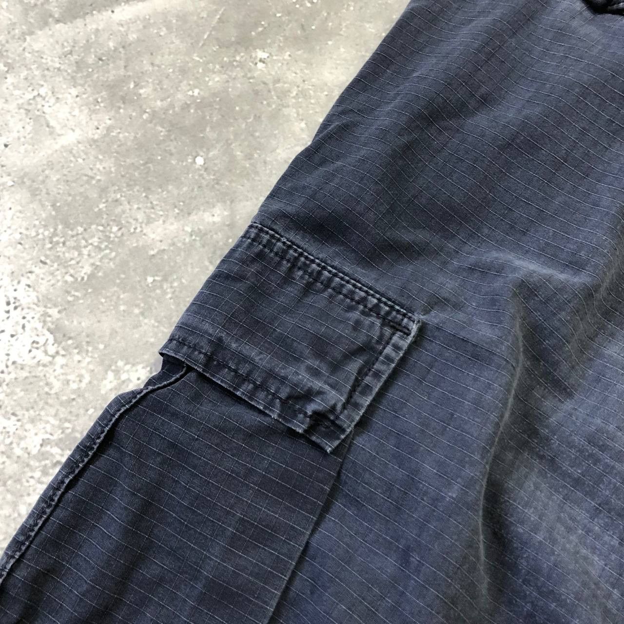 Carhartt Wip Vintage Carhartt Cargo Trashed Shorts Faded Blue Size W40 Size US 40 / EU 56 - 24 Thumbnail